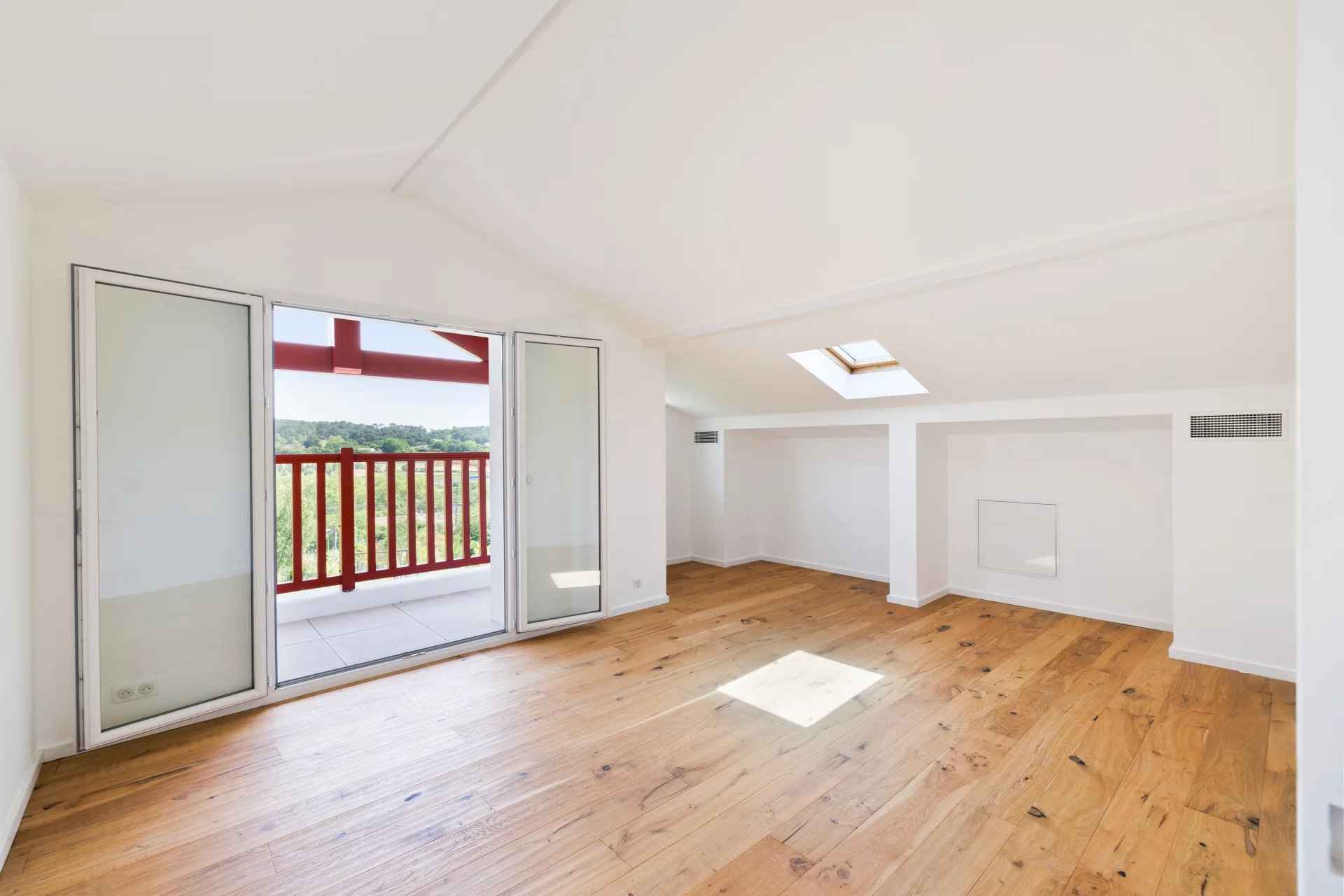 Fc81e6ebe1f1237d8050e3e35564d45d 04585b02d4 1920 original - Attribut alt par défaut.