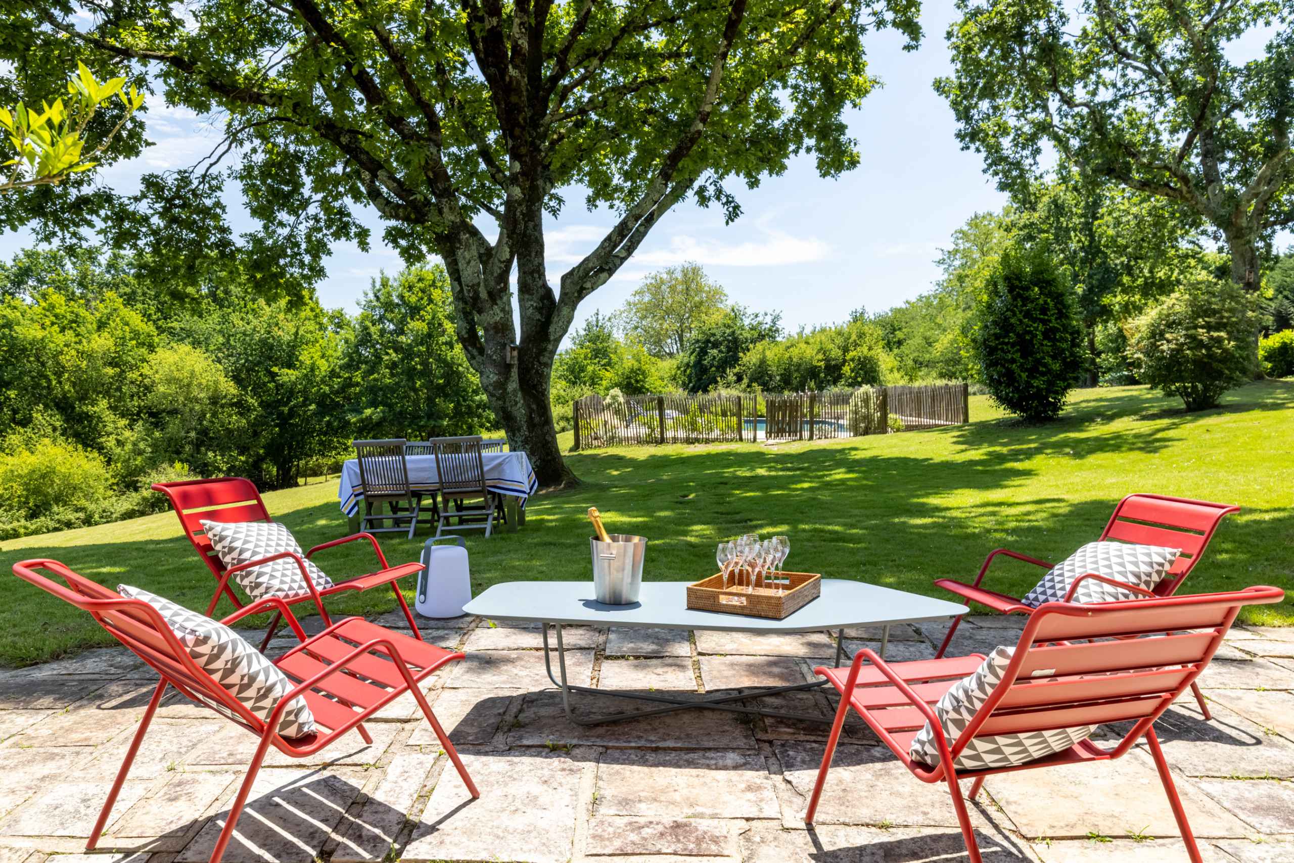 176312804739272ae12d584c0ffba75ec92d9fce4f - Attribut alt par défaut.