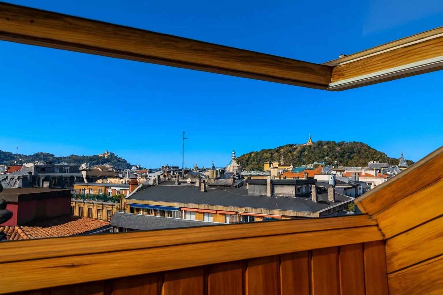 C102a1f8551a3ff217540be1e0e7bf2a 12e84c8dc2 1536 original - Attribut alt par défaut.