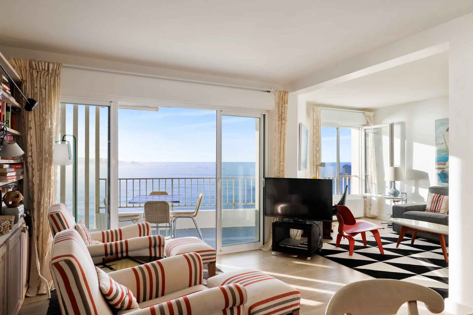 6968f90a0ee699bd22ab79dff92688dd 821242a6a7 1920 original - Attribut alt par défaut.