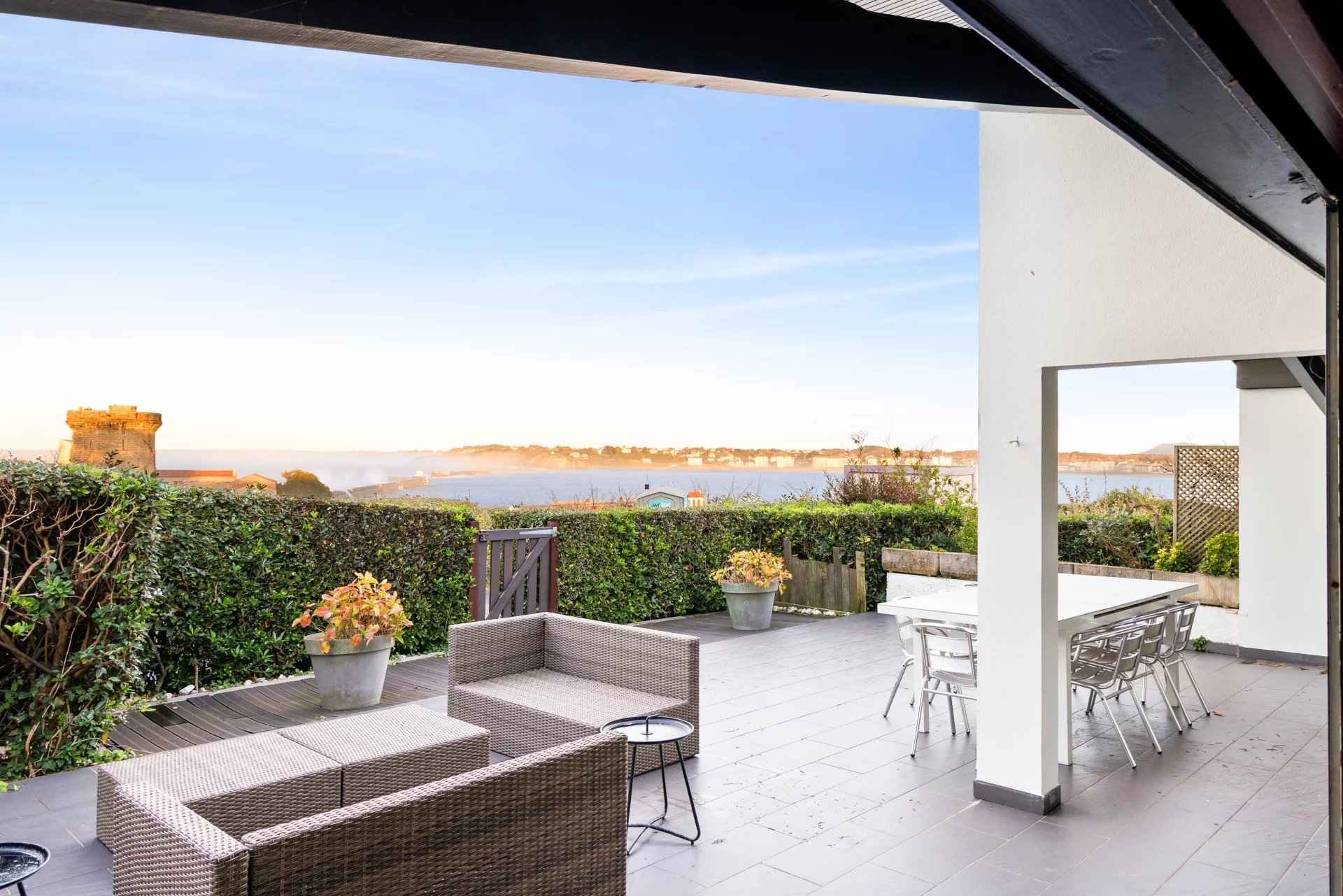 Bb1d445cbce124bfc7844d4c7de96384 384bbeb918 1920 original - Attribut alt par défaut.