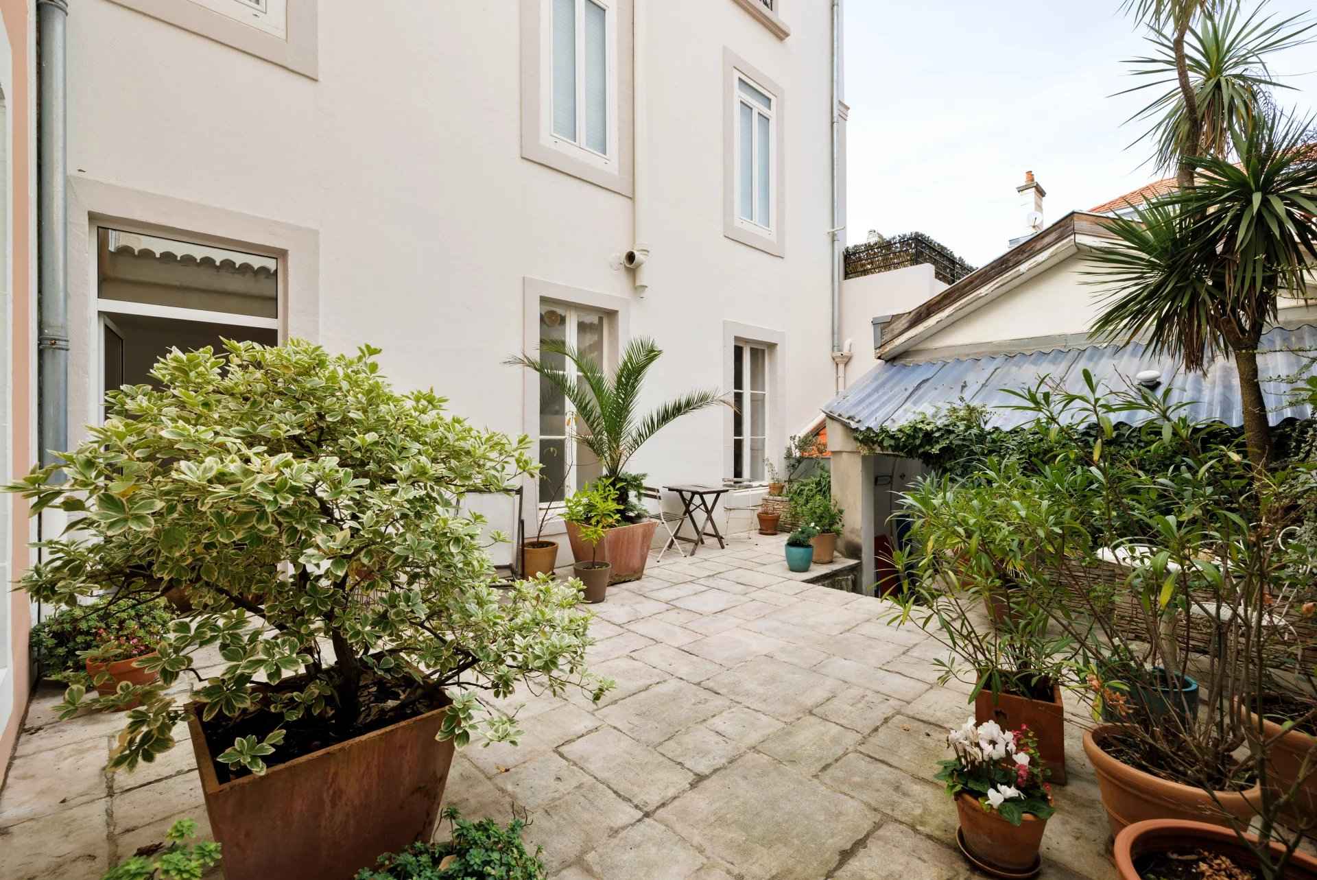 20cb098a6d36221b49b582aa237f5903 f403dd596e 1920 original - Attribut alt par défaut.