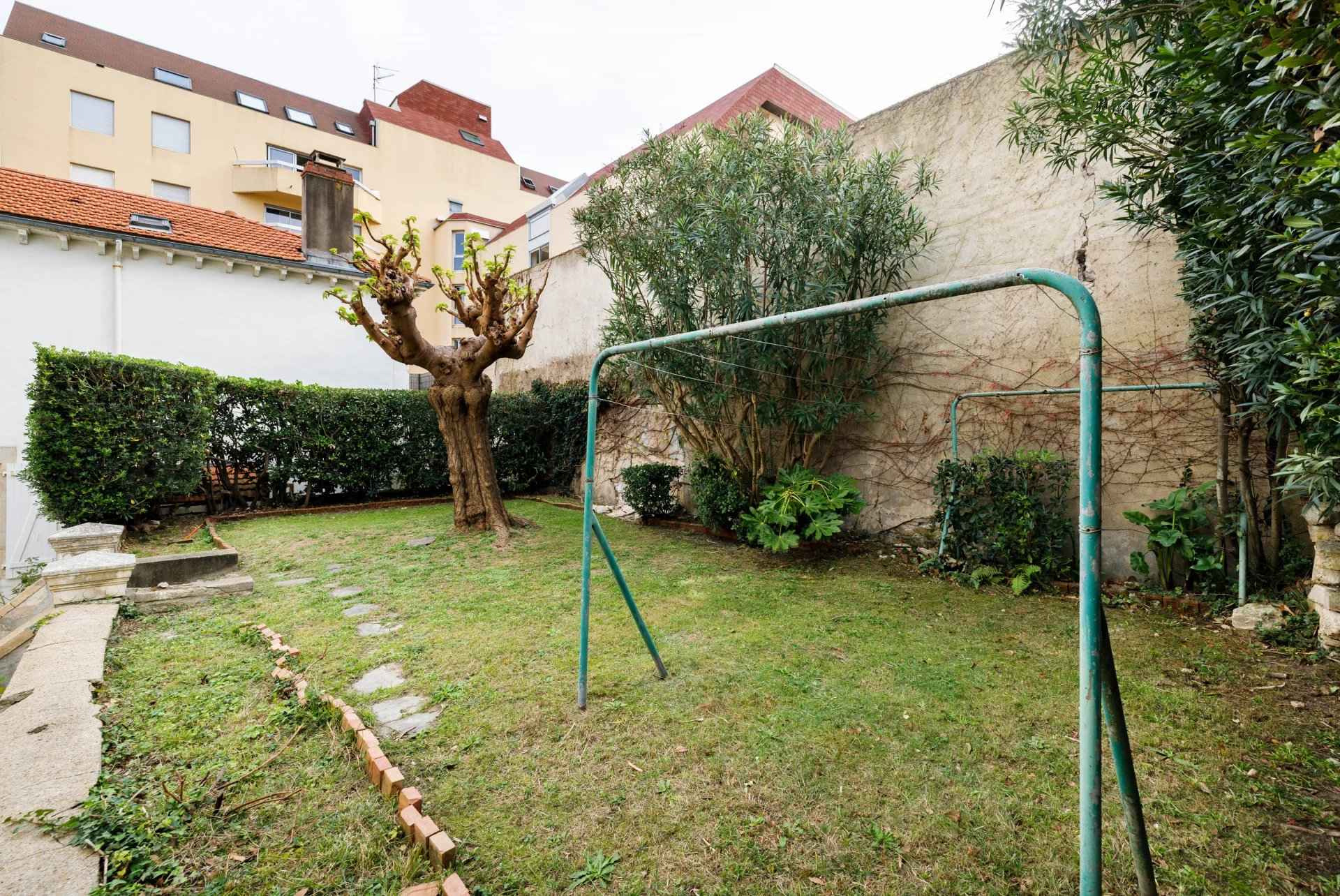 1e8cd393fee886bfa36d4f74f745784d bd3f7860a0 1920 original - Attribut alt par défaut.