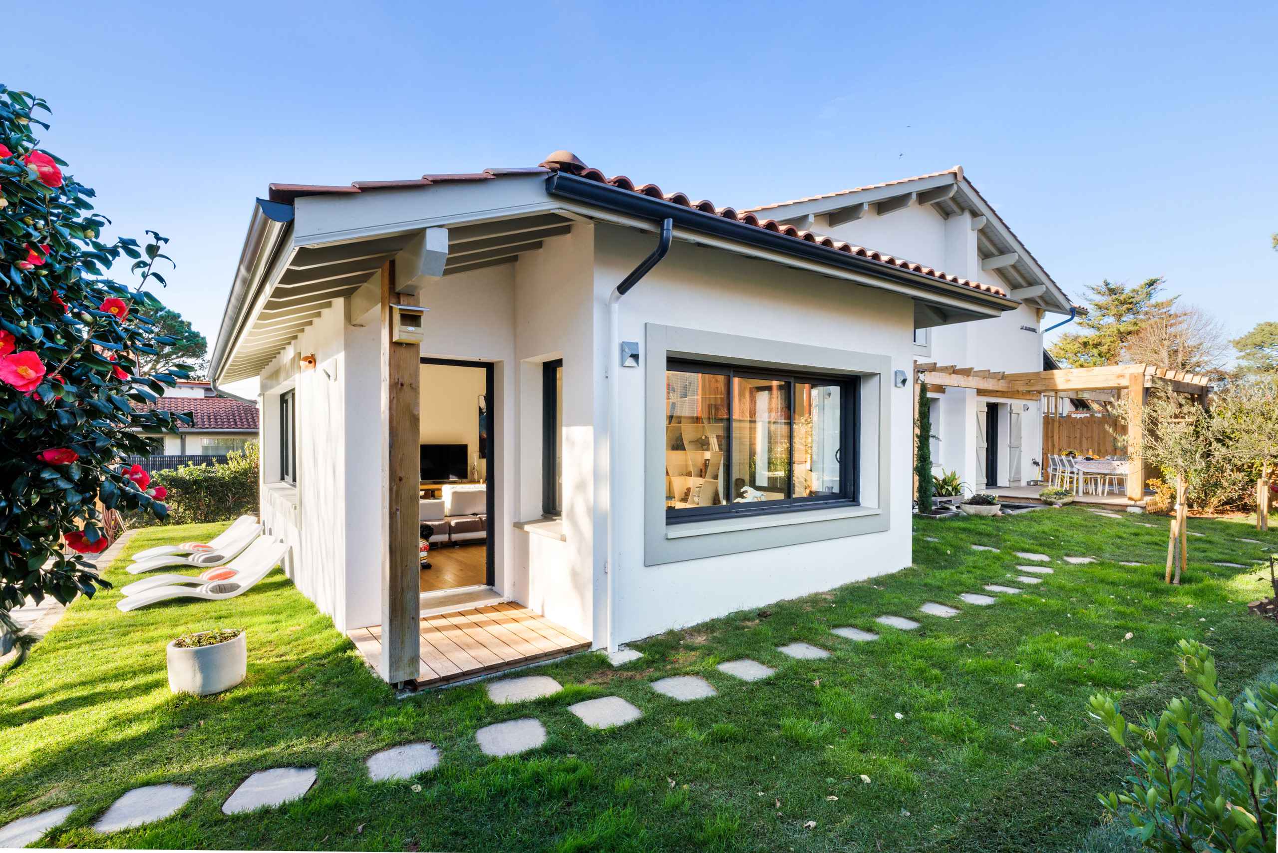 17664967970d01d846e339ea9140376dfc15721f9f - Attribut alt par défaut.