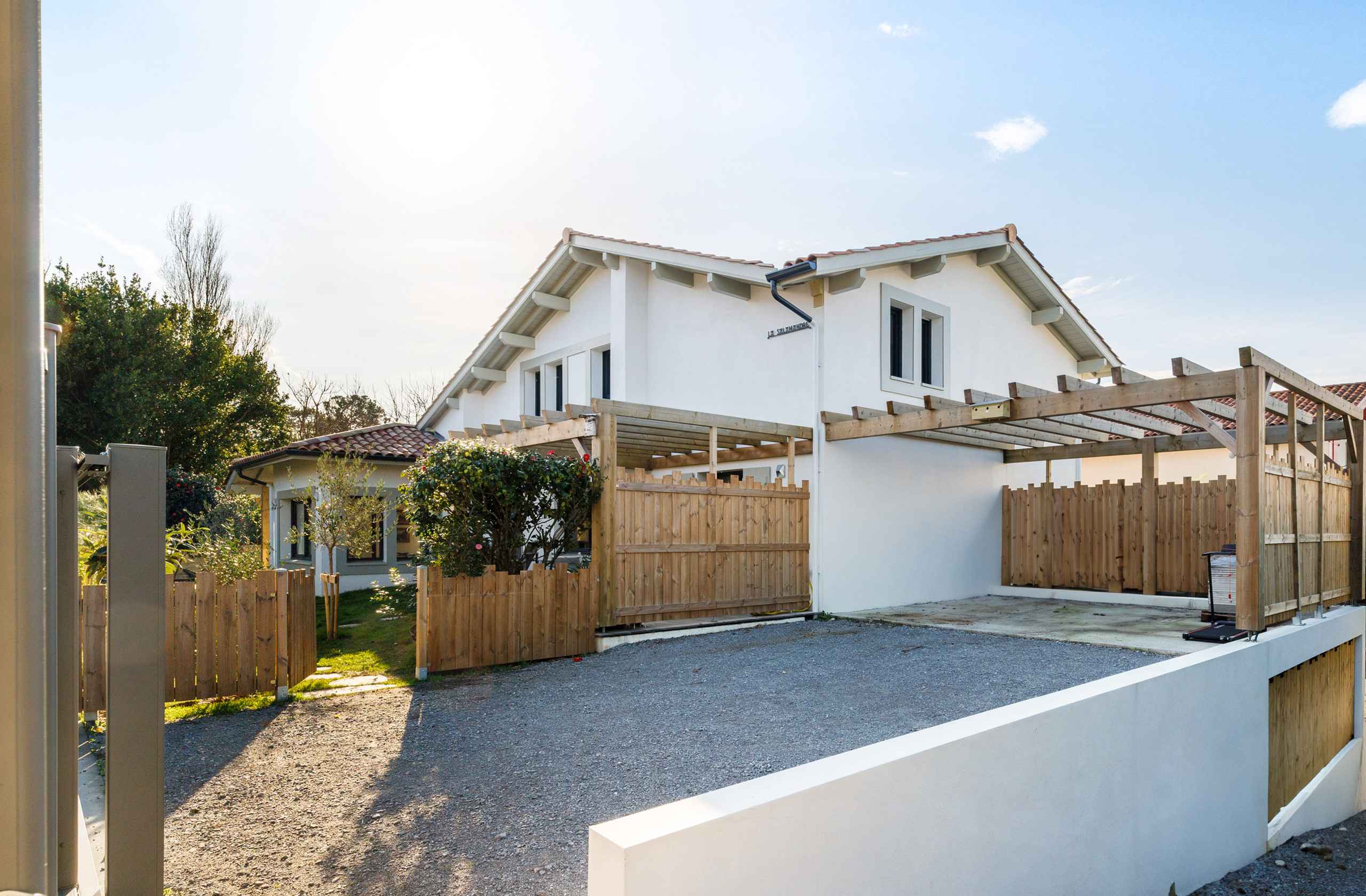 17677259289dbe897a13cfffa6da92f76d25beacae - Attribut alt par défaut.