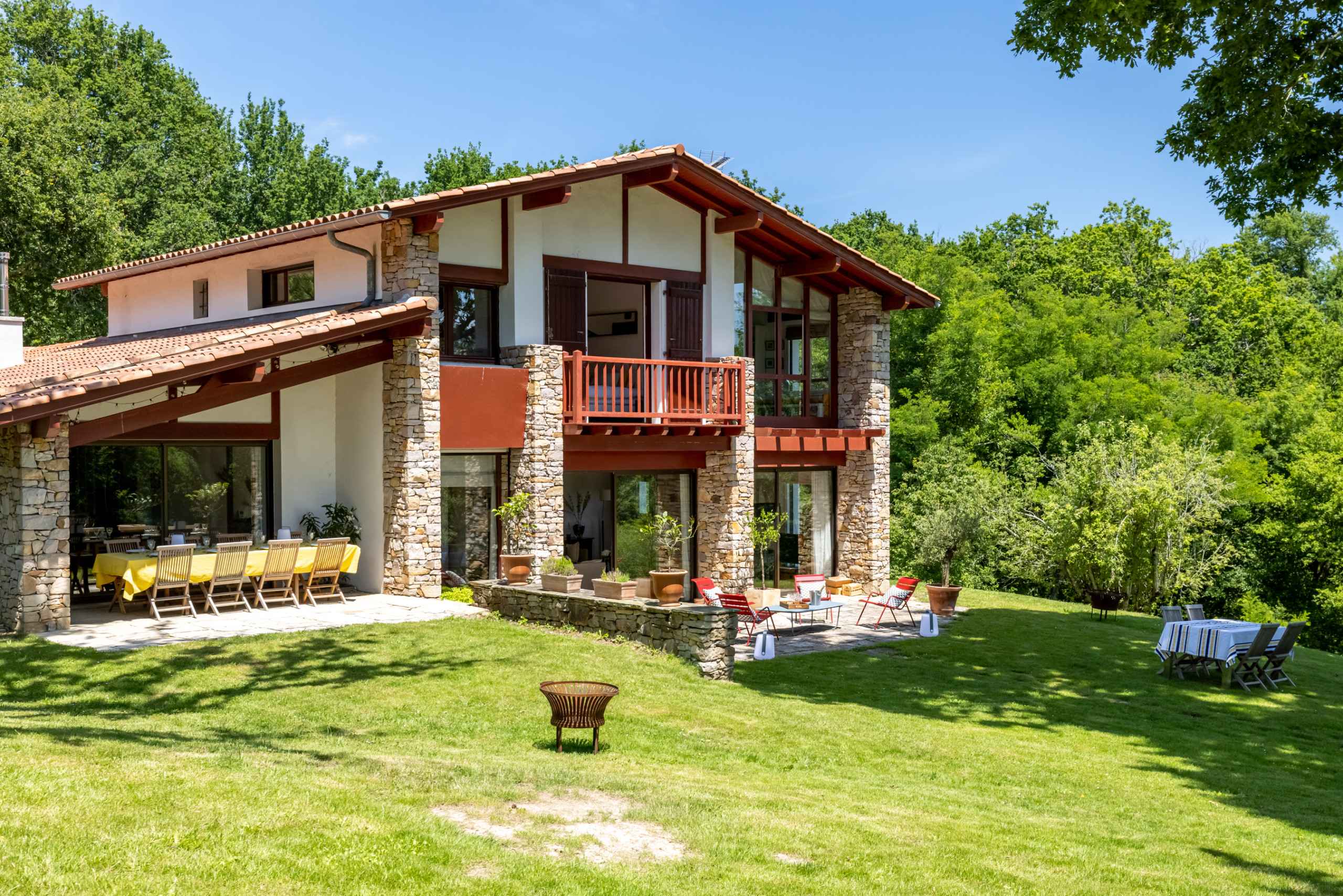 1767874287c98a7630fd2fbeecf56dcb8d7c4a4726 - Attribut alt par défaut.