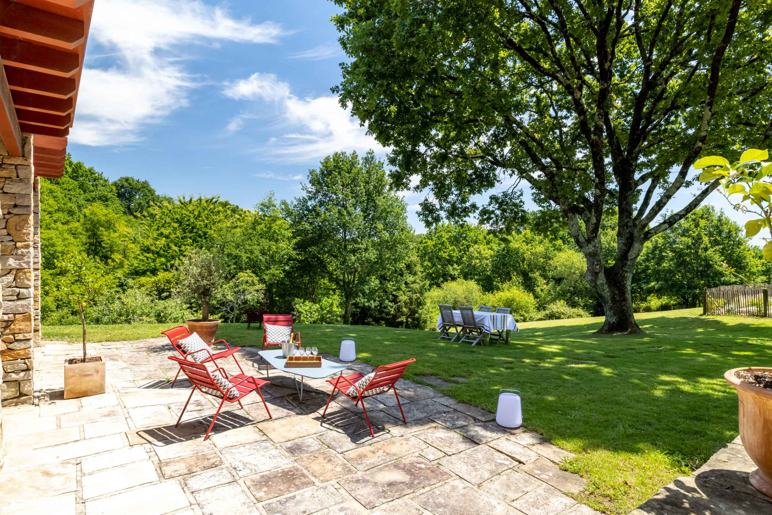 176787448027467a8be3077482a7d003dc9f236944 - Attribut alt par défaut.