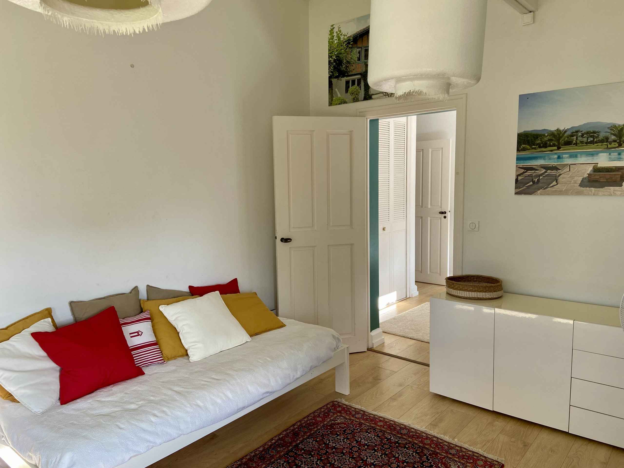 1763130816fa126ad5147136a9d855bf0943a00f35 - Attribut alt par défaut.