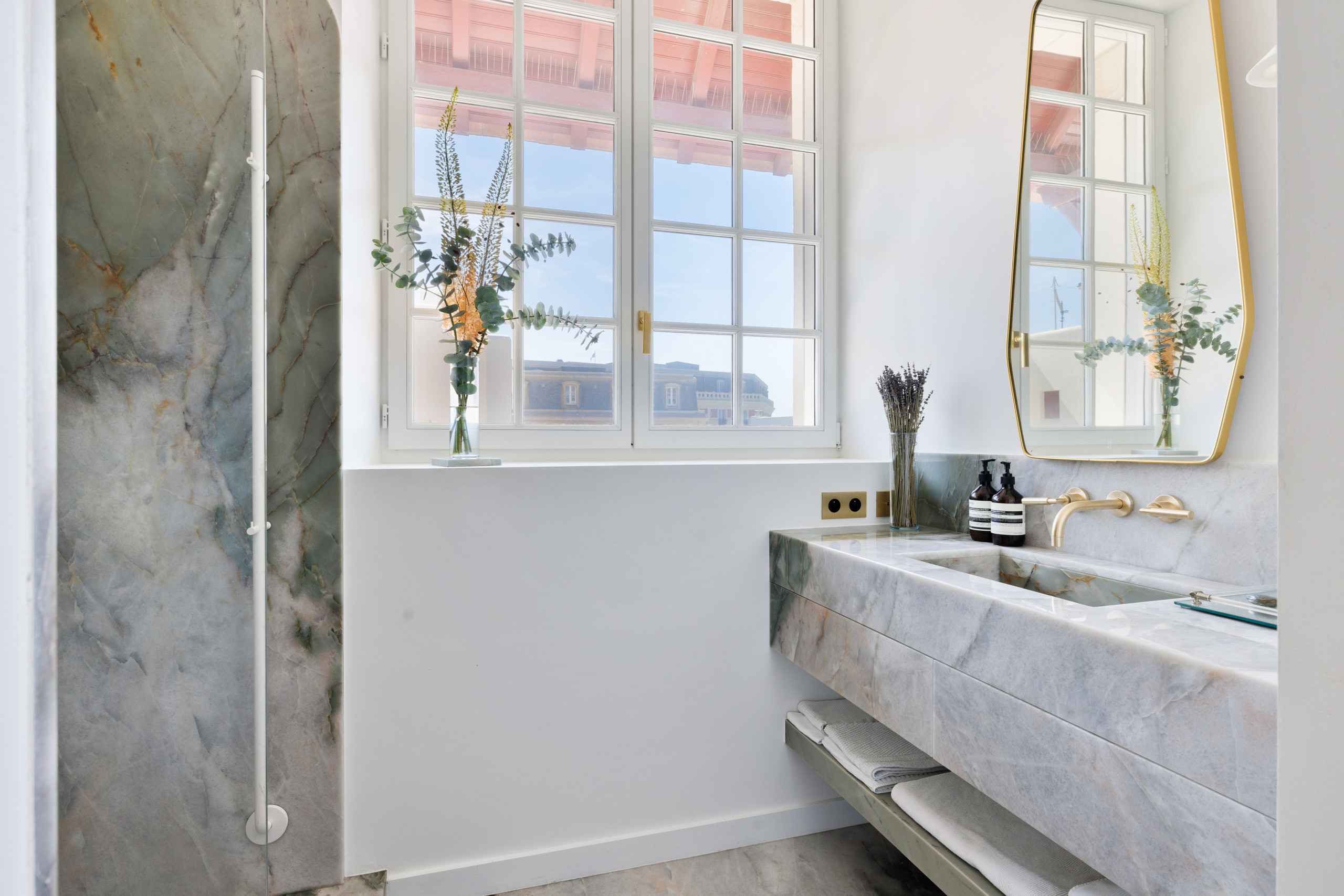 1754640461bdf6f737da4c2bc7c6b10b64cb381a96 - Attribut alt par défaut.