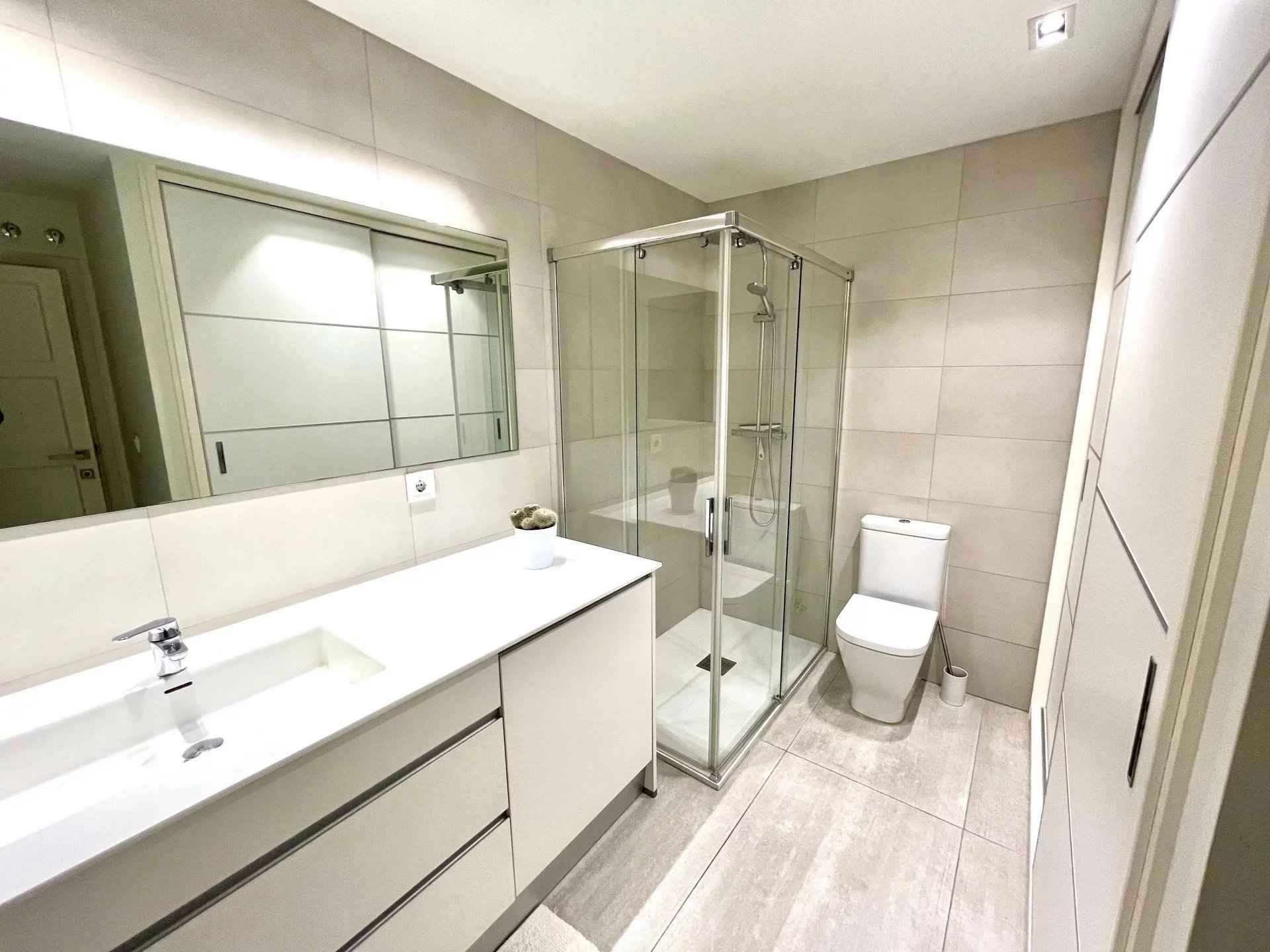 E0de2a741f25e90a7bff834bcb07123b a8d5ec46ba 1920 original - Translation missing: en.helpers.application.image_tag.default_alt