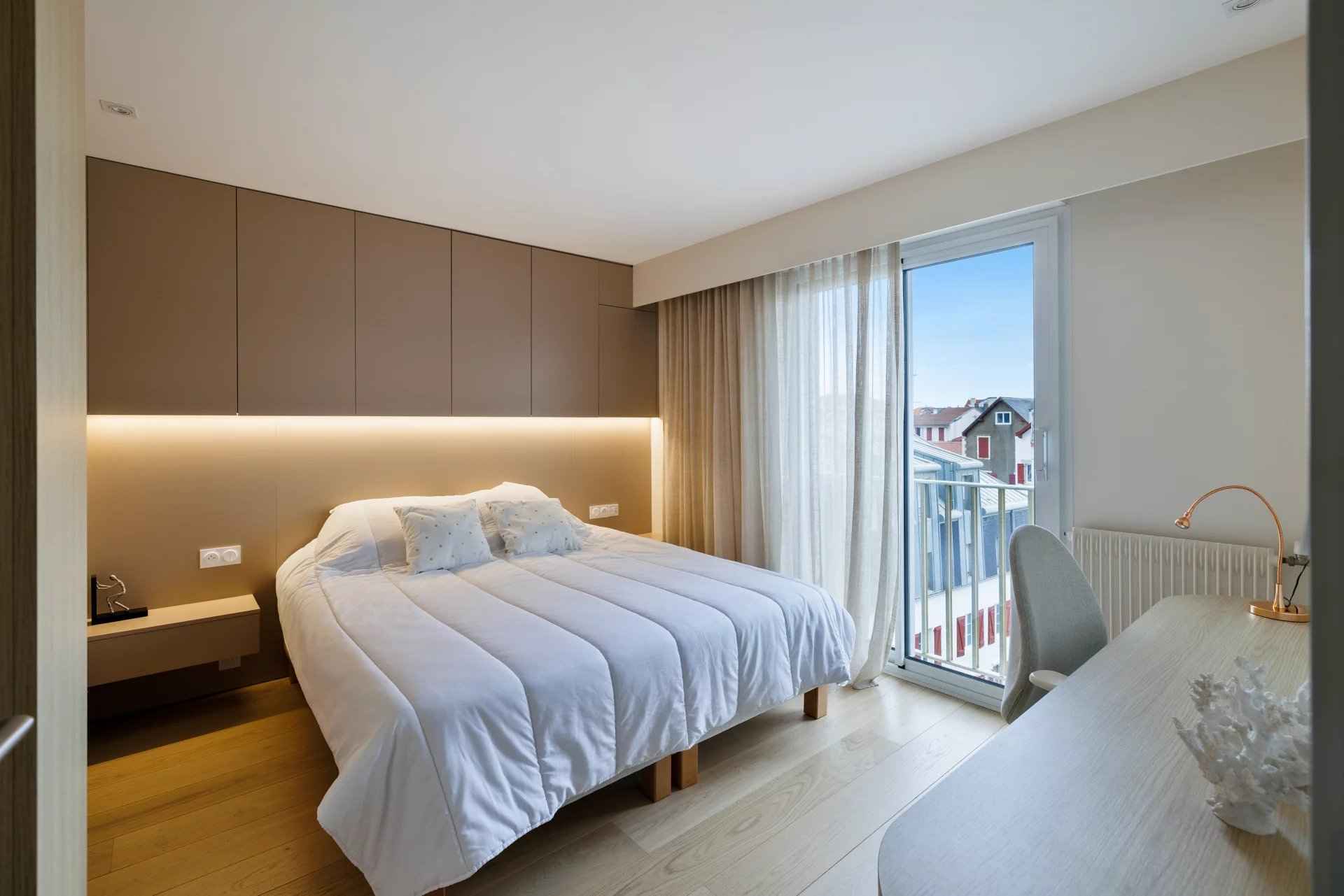 895c14c4a40232abb1a886987c041158 abc4e674aa 1920 original - Attribut alt par défaut.