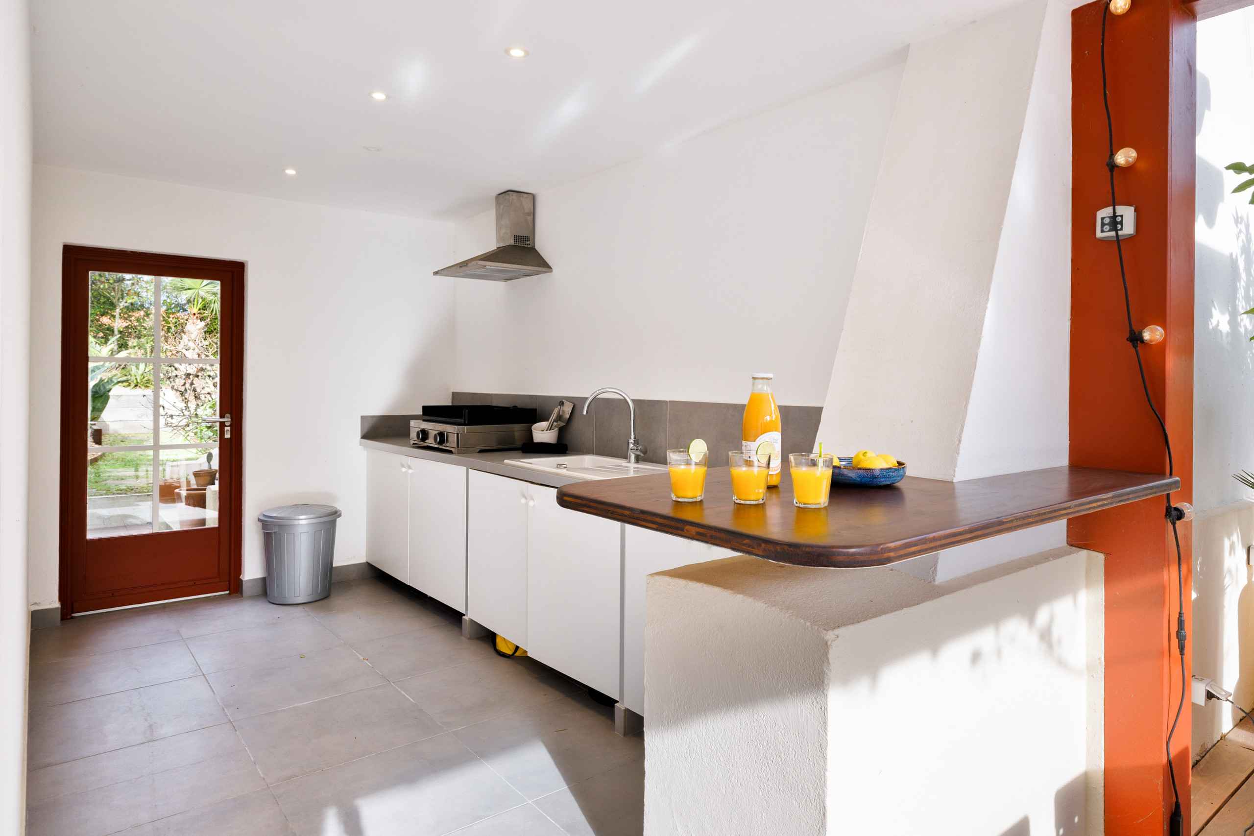 1768480296c09bddf4d5dcfcf70378d3a48d8df0a2 - Translation missing: en.helpers.application.image_tag.default_alt