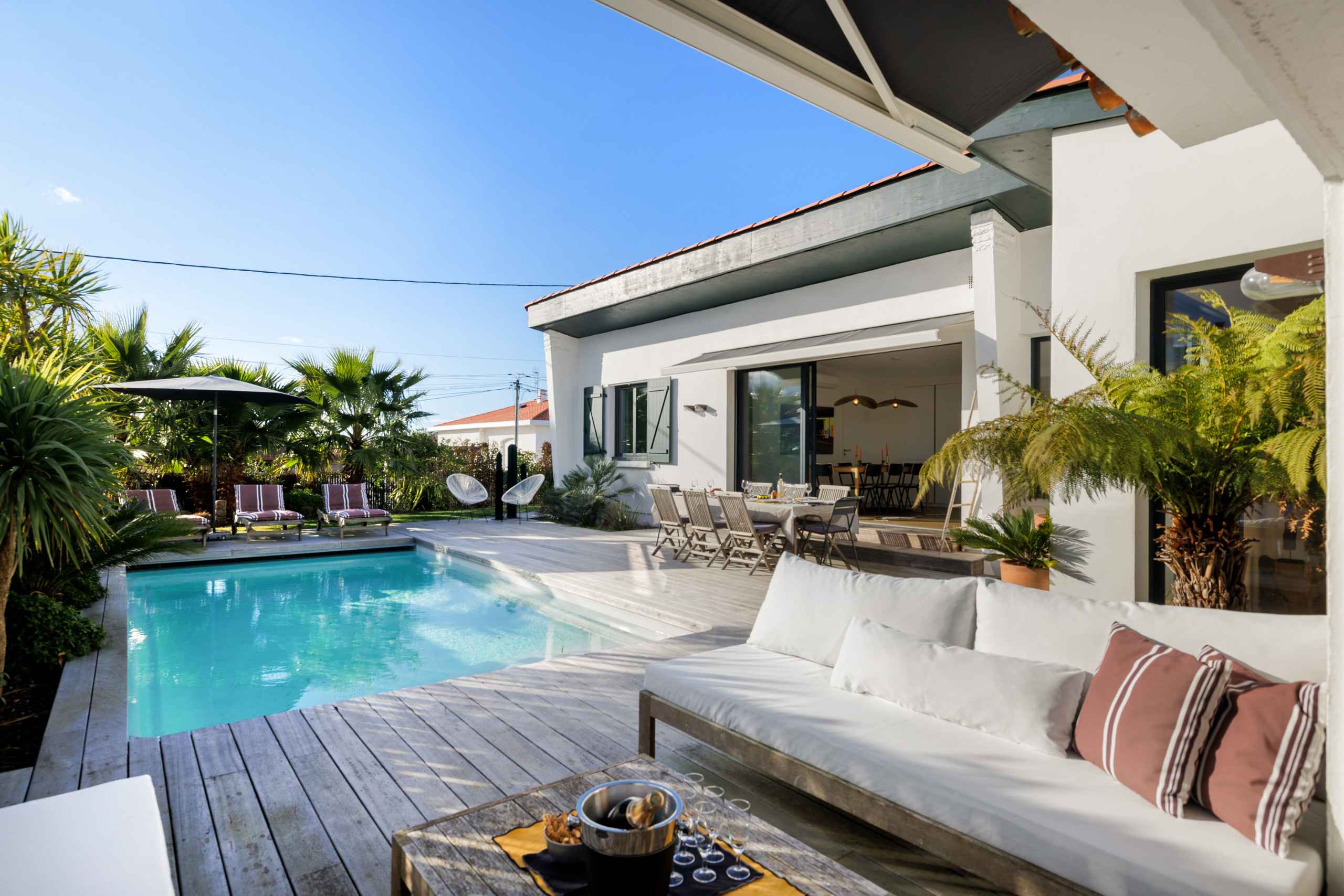 1768578988f4003efdc0897e9dd770e38caf2b3b89 - Attribut alt par défaut.