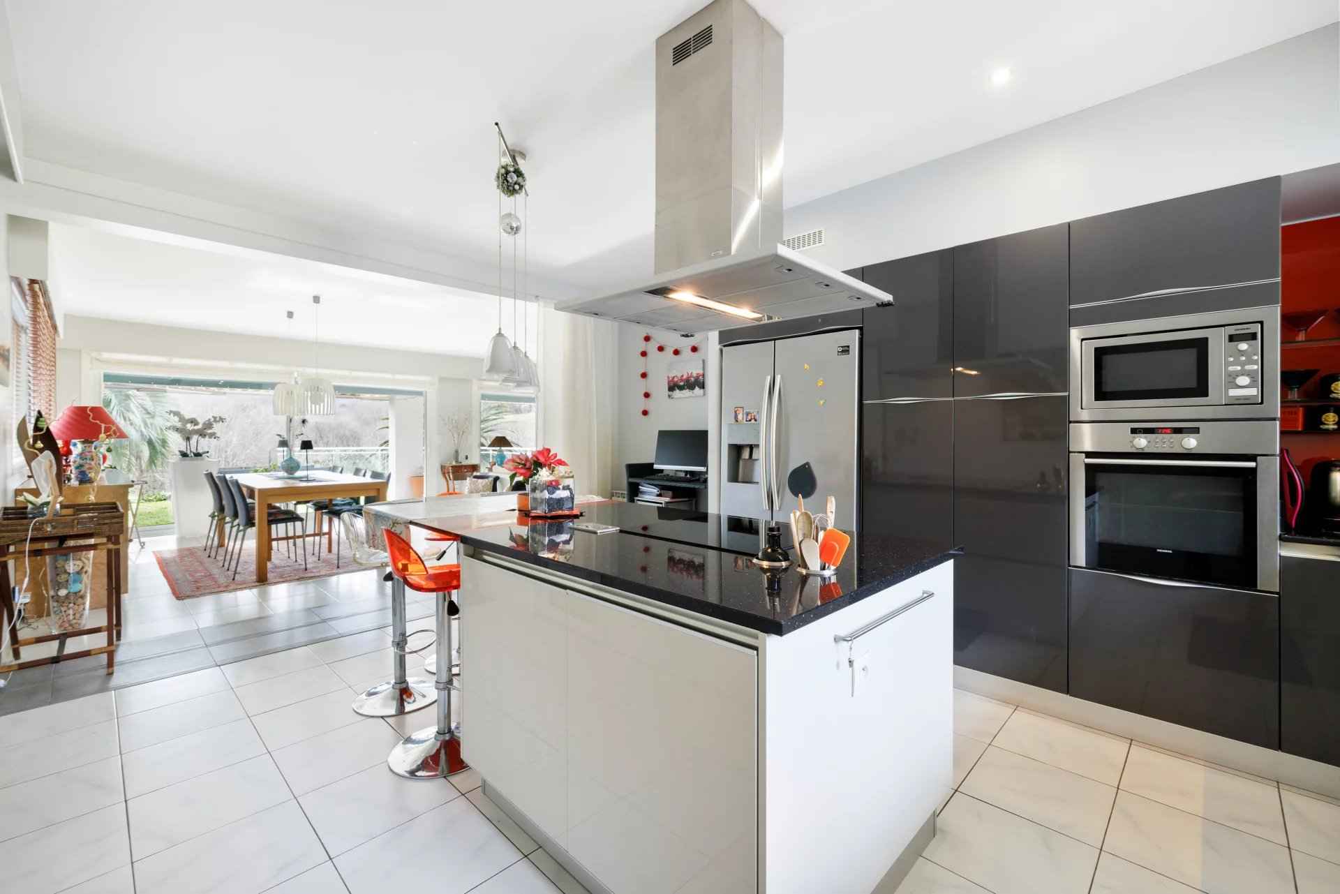 3a0786b72d582af90a3b0c382e4896ba ce32dabc51 1920 original - Attribut alt par défaut.