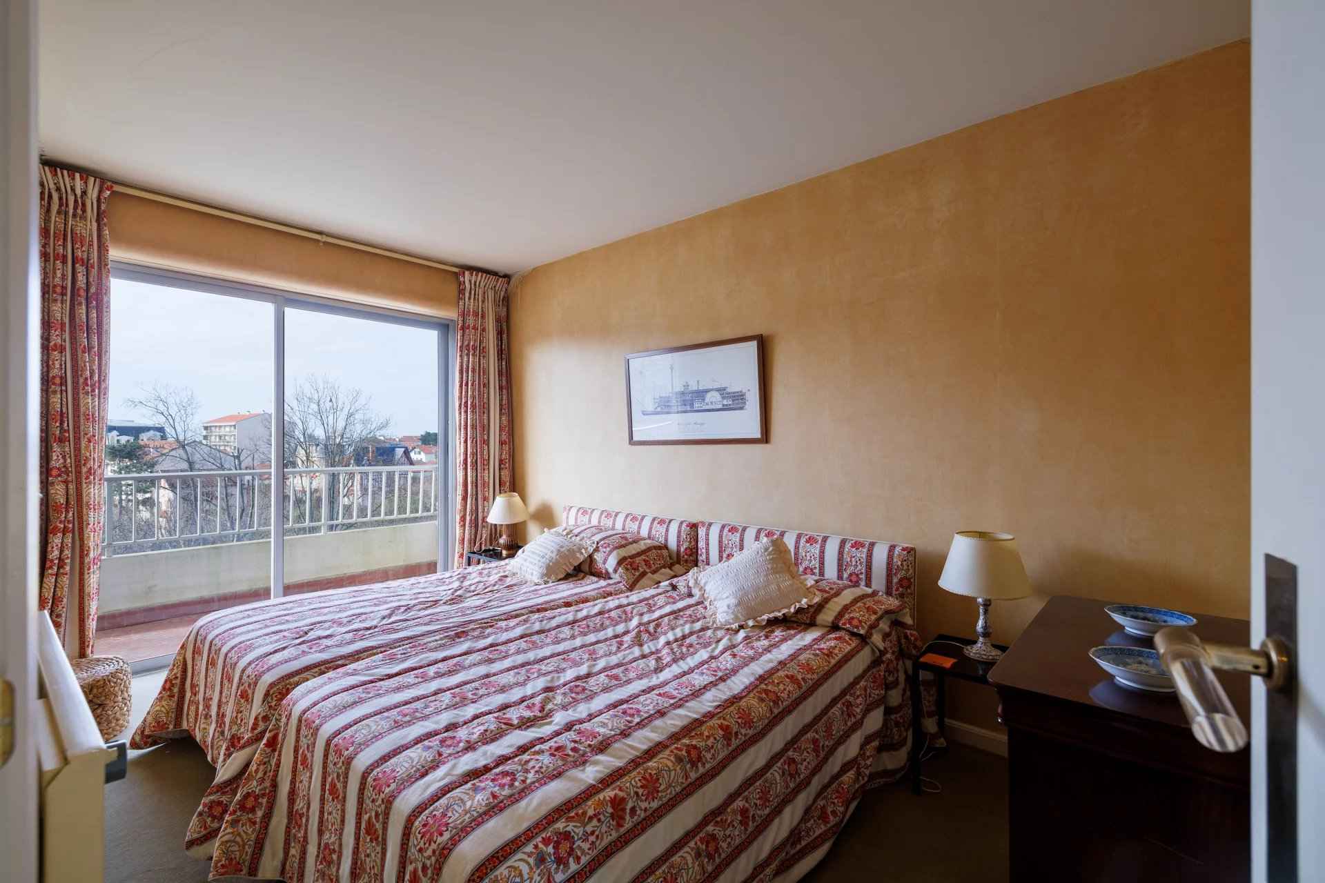 44f28f285786233edd343dded257755f ccac28a350 1920 original - Attribut alt par défaut.