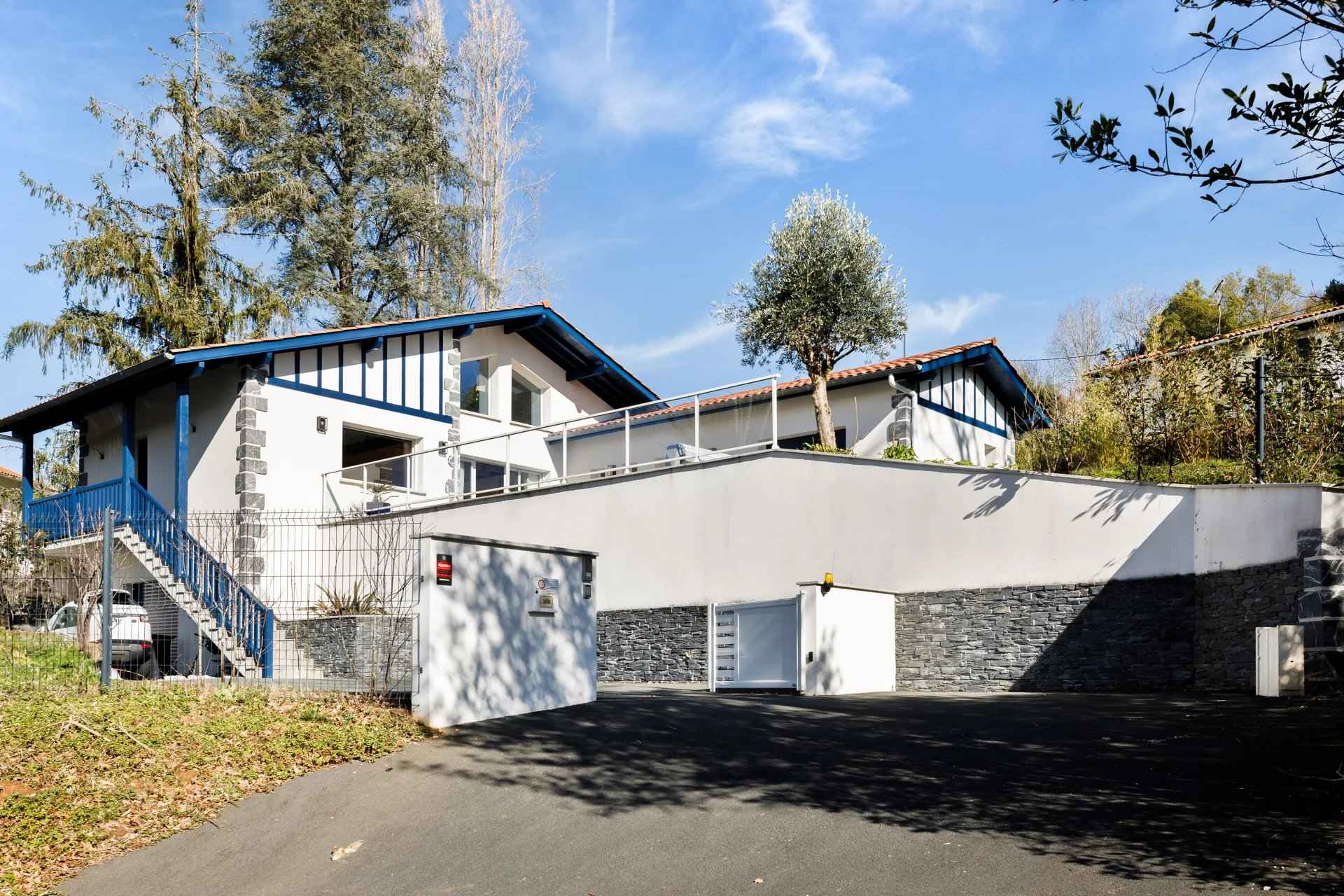 2747824ec1b3308bbf83e5f303f2ed0d 92c09e1321 1920 original - Attribut alt par défaut.