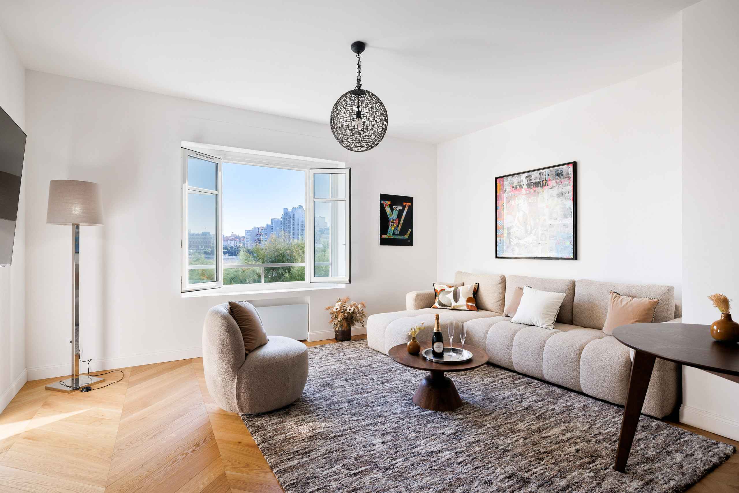 1758639337e6535303fc8fa763b47370a47f3beec8 - Translation missing: en.helpers.application.image_tag.default_alt