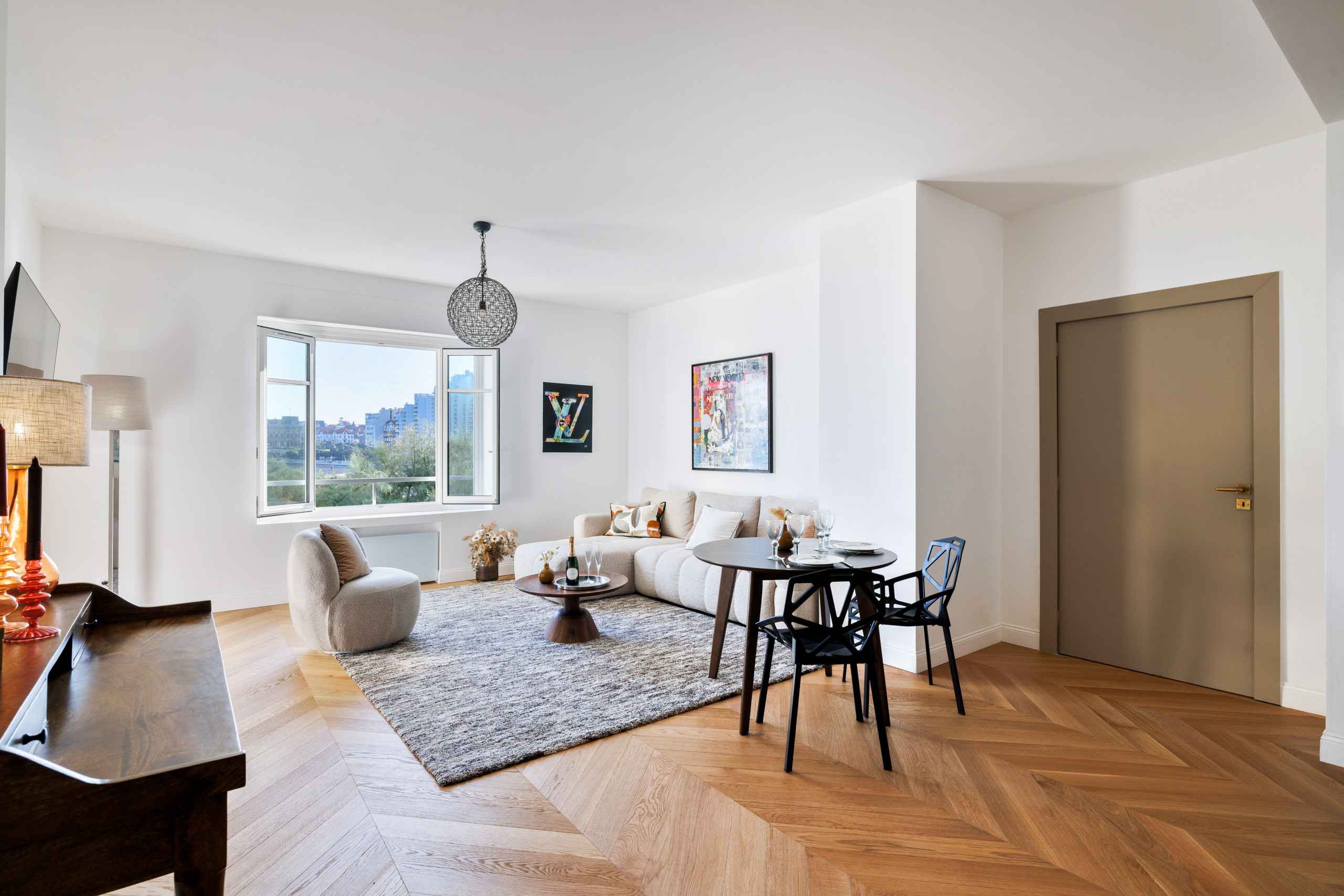 17586393235de63bd6ef2a046c24b80cfd0456306d - Attribut alt par défaut.