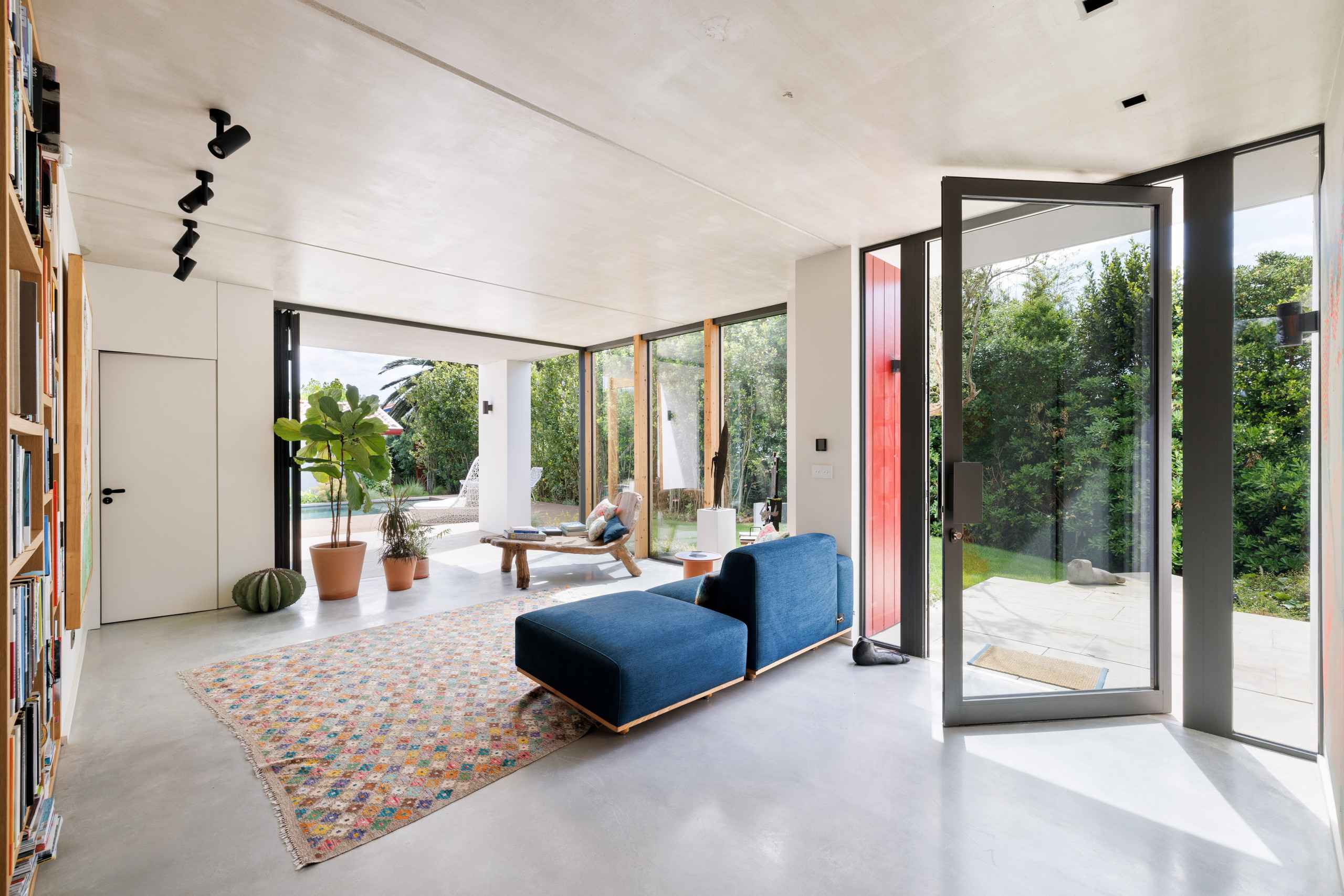 1747146586c7b2d1d8fe12efd40c2d5a0335dcb11e - Attribut alt par défaut.