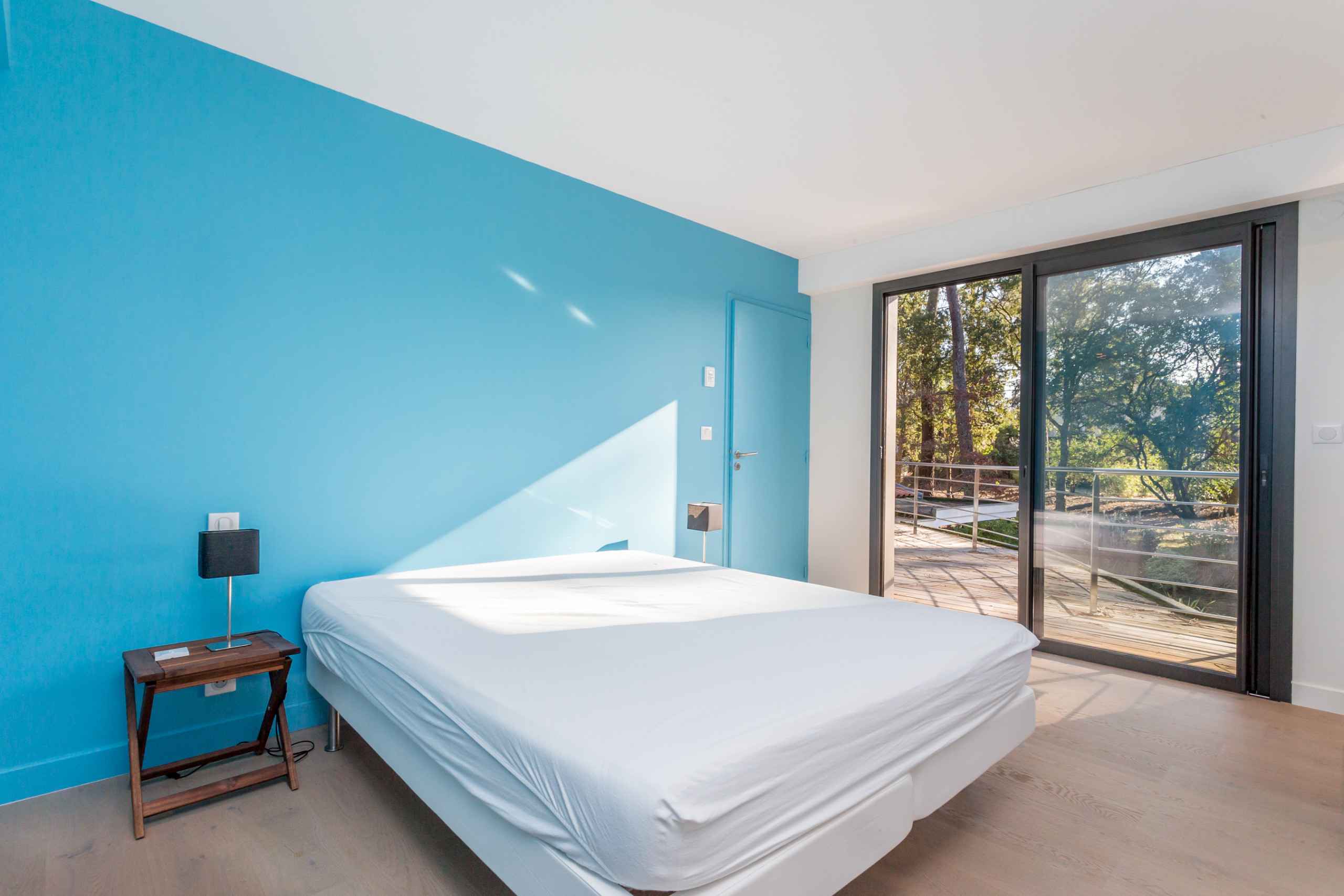 15478196159cf29b3121817381fd5263d2e5ee1c6a - Attribut alt par défaut.