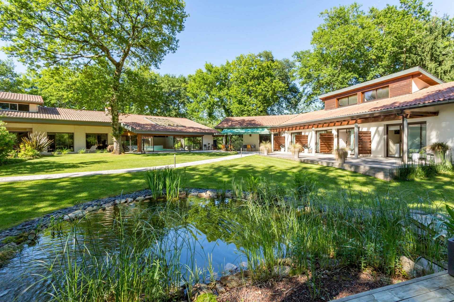 A138cde84b308b946d683281d75219ba 9c2500a60d 1920 original - Attribut alt par défaut.