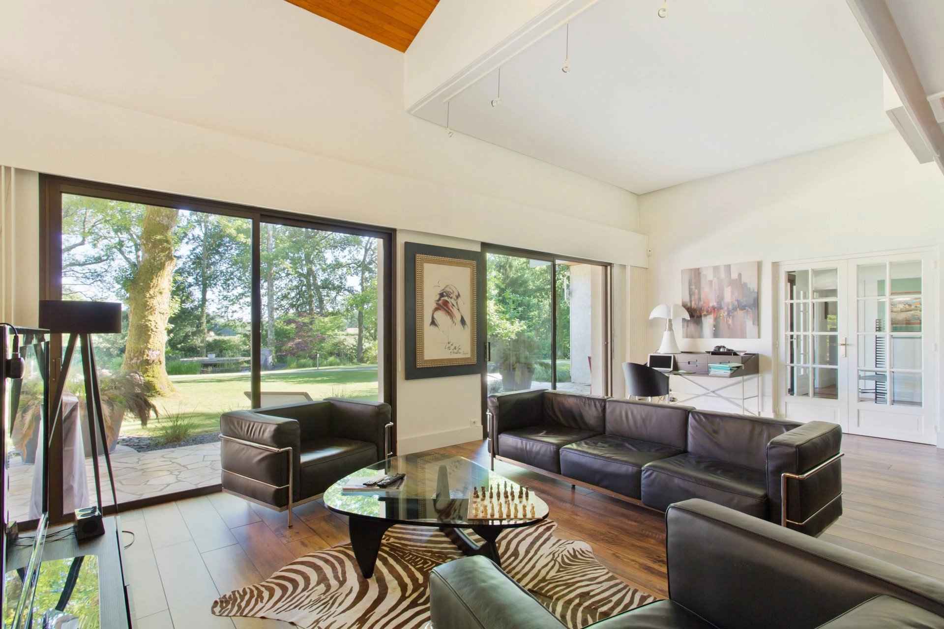 90d4446c1d9eb850a80f7f1a4b3bb483 b9d2007324 1920 original - Attribut alt par défaut.