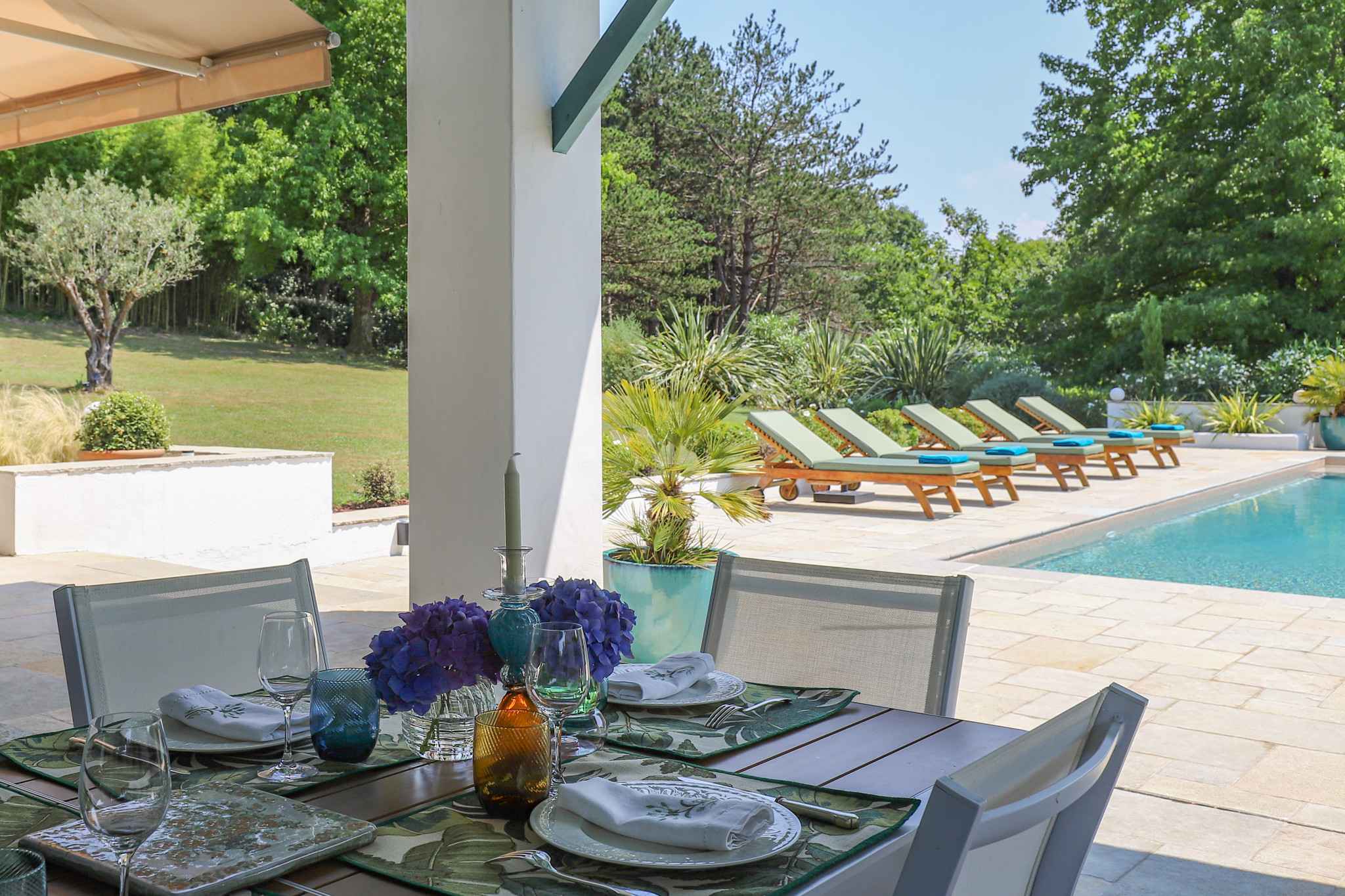 17541288514eb9f7e32d415cd0392de4ffefac7155 - Attribut alt par défaut.