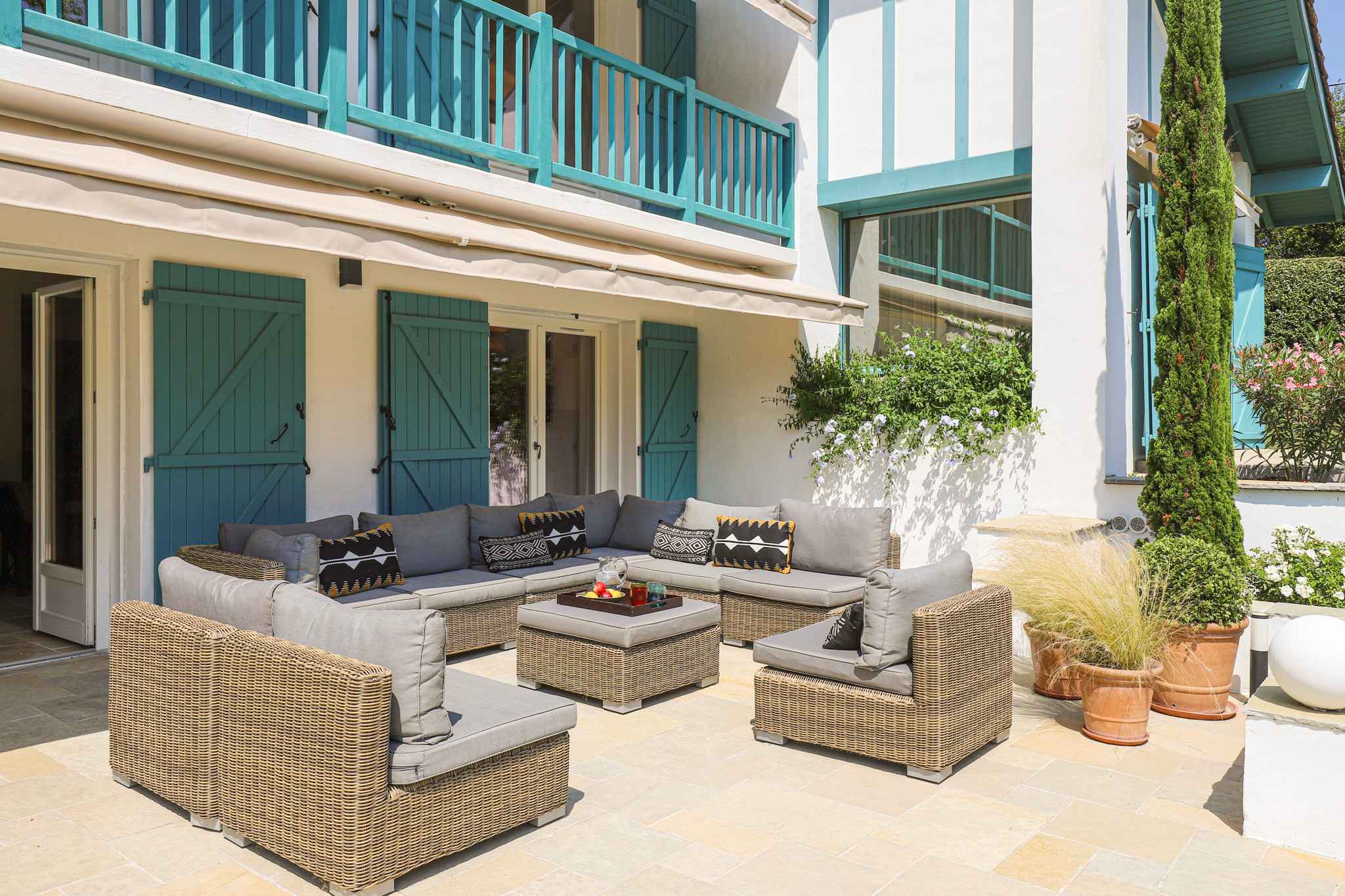 17541288523ab97ddb0c7a6b71ad8f527aca3ab28f - Attribut alt par défaut.