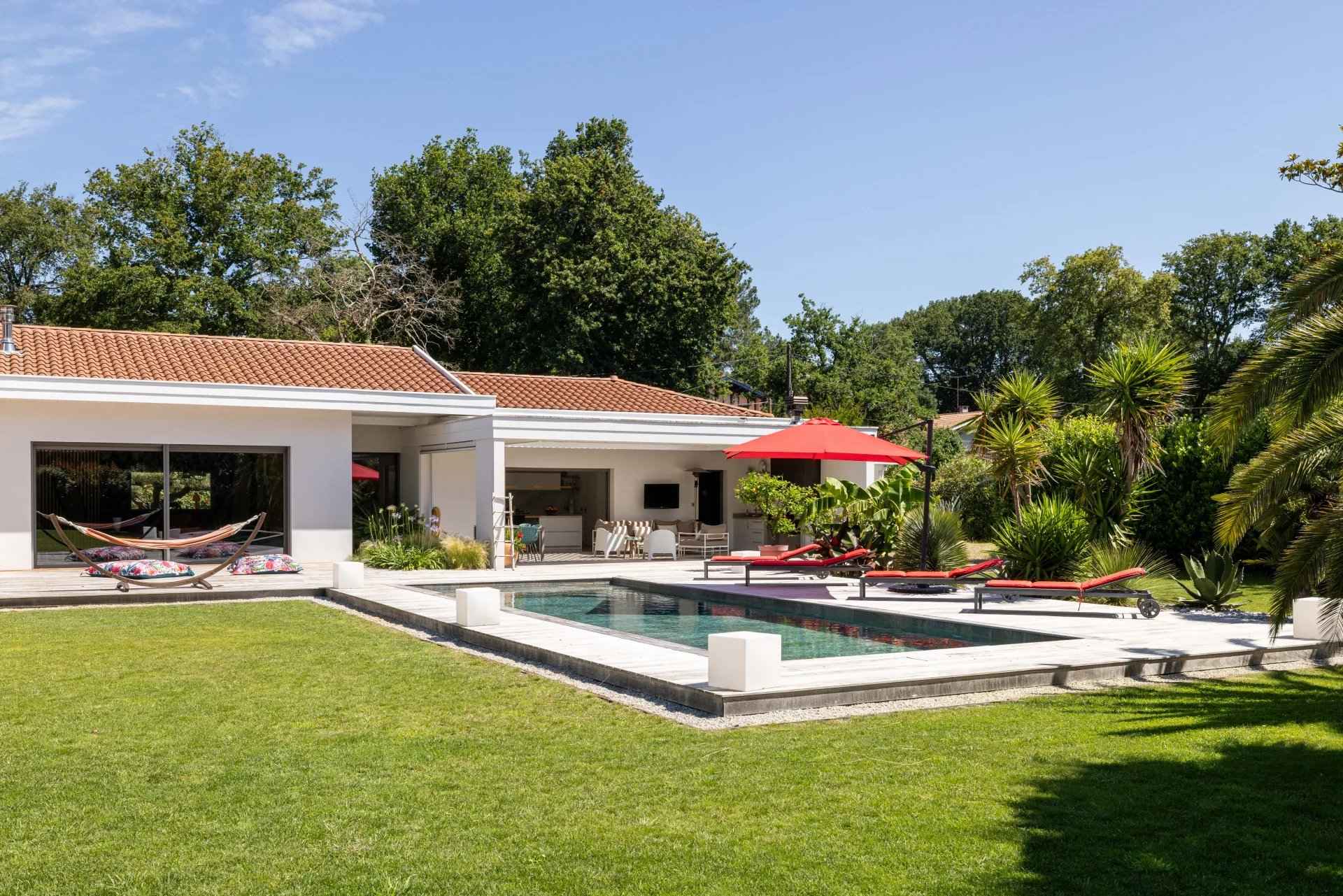 D9084b7ff92d86ac028bd683eaf8c337 40c069243d 1920 original - Attribut alt par défaut.