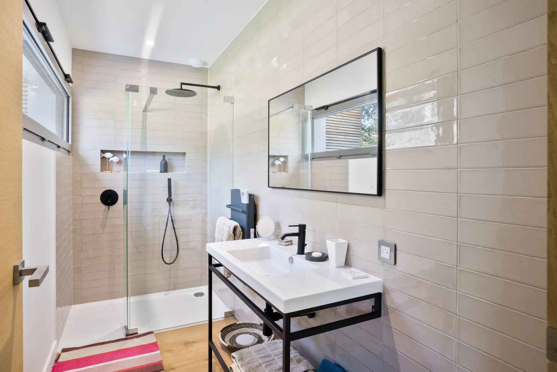 86e8ff174d265e0b598e15a90172c066 51ef7f0462 1920 original - Attribut alt par défaut.