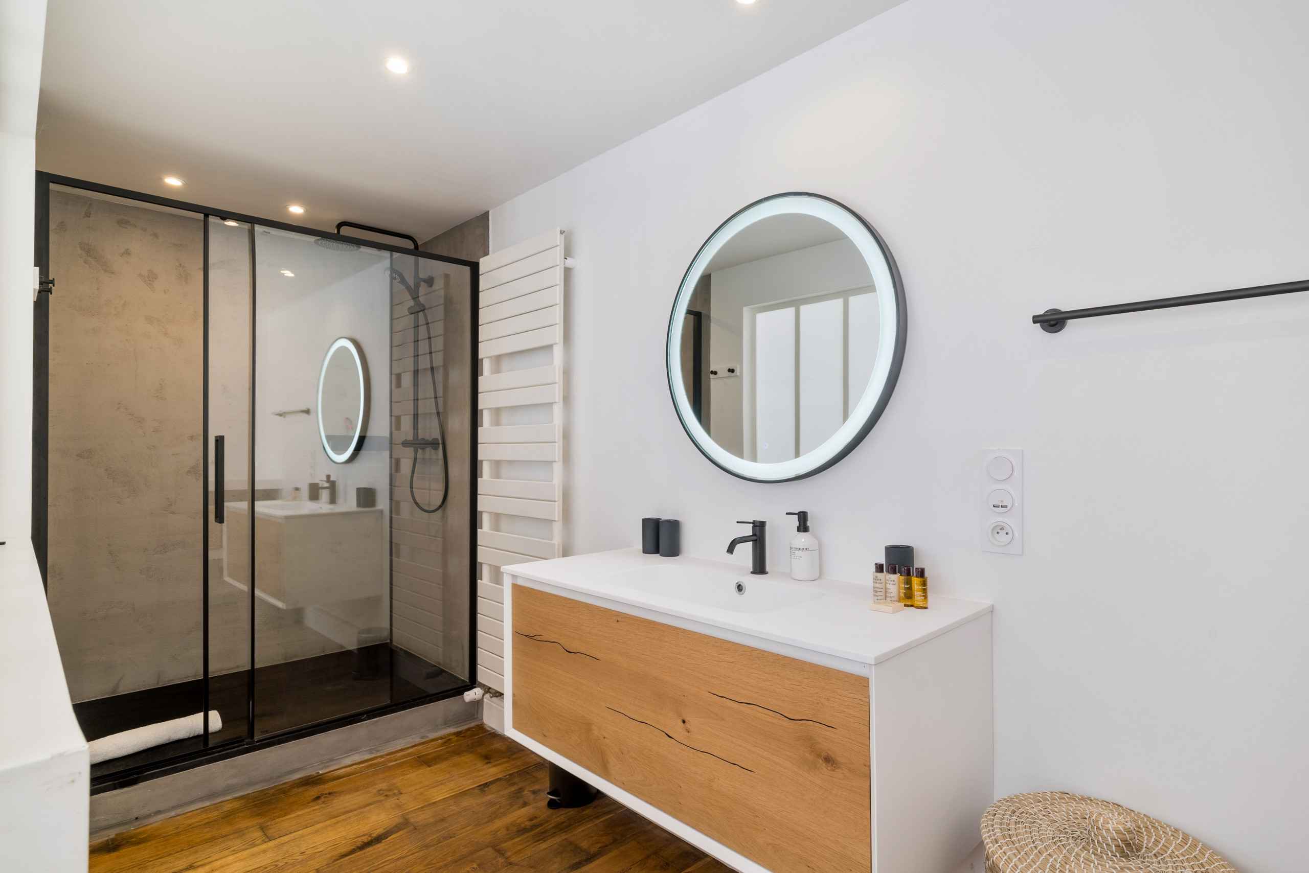 1677085686ce699c45f59432ef5e90adbc02b7571a - Attribut alt par défaut.