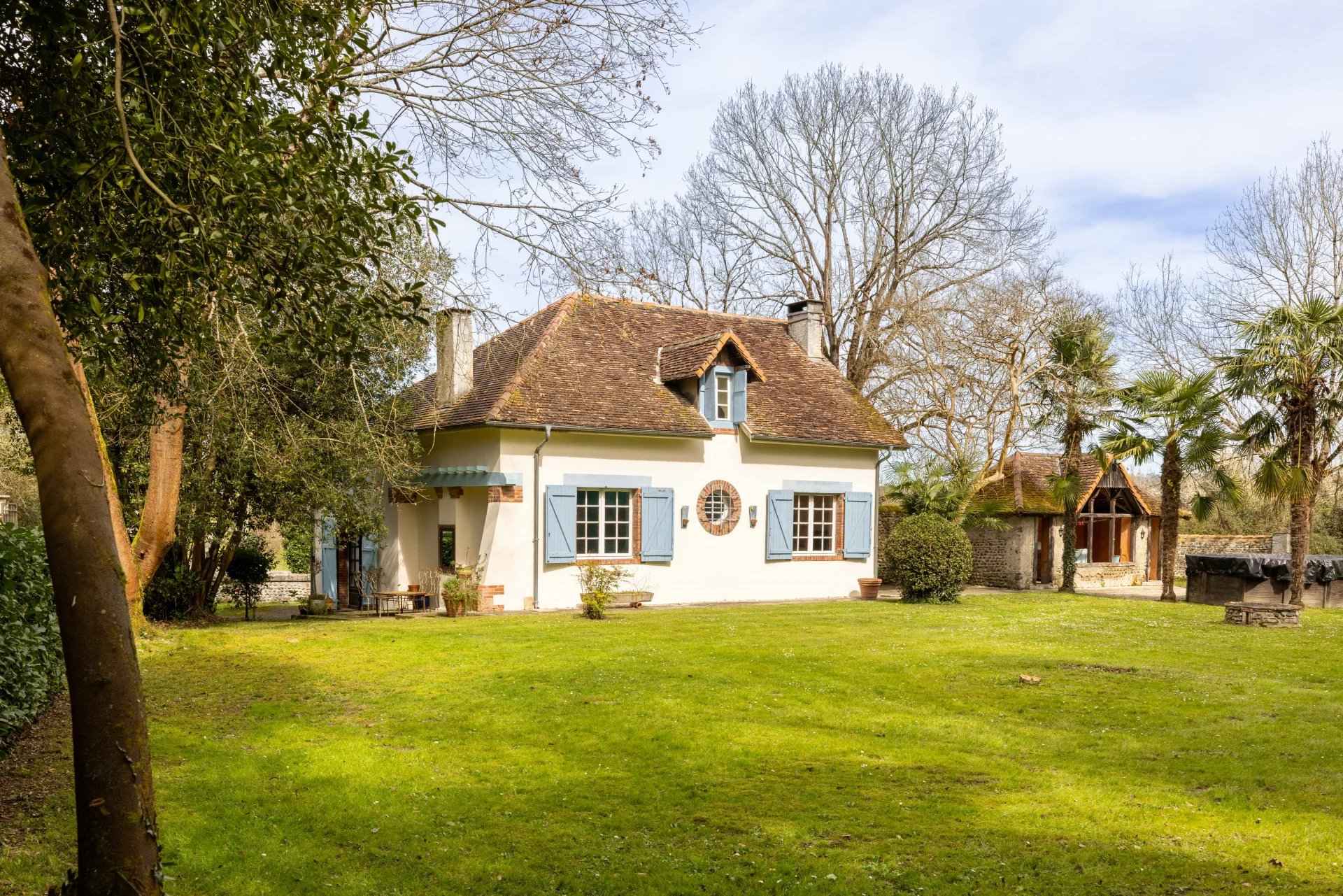 7ca8c4300be393747aa7def4f43b9eec d617103707 1920 original - Attribut alt par défaut.