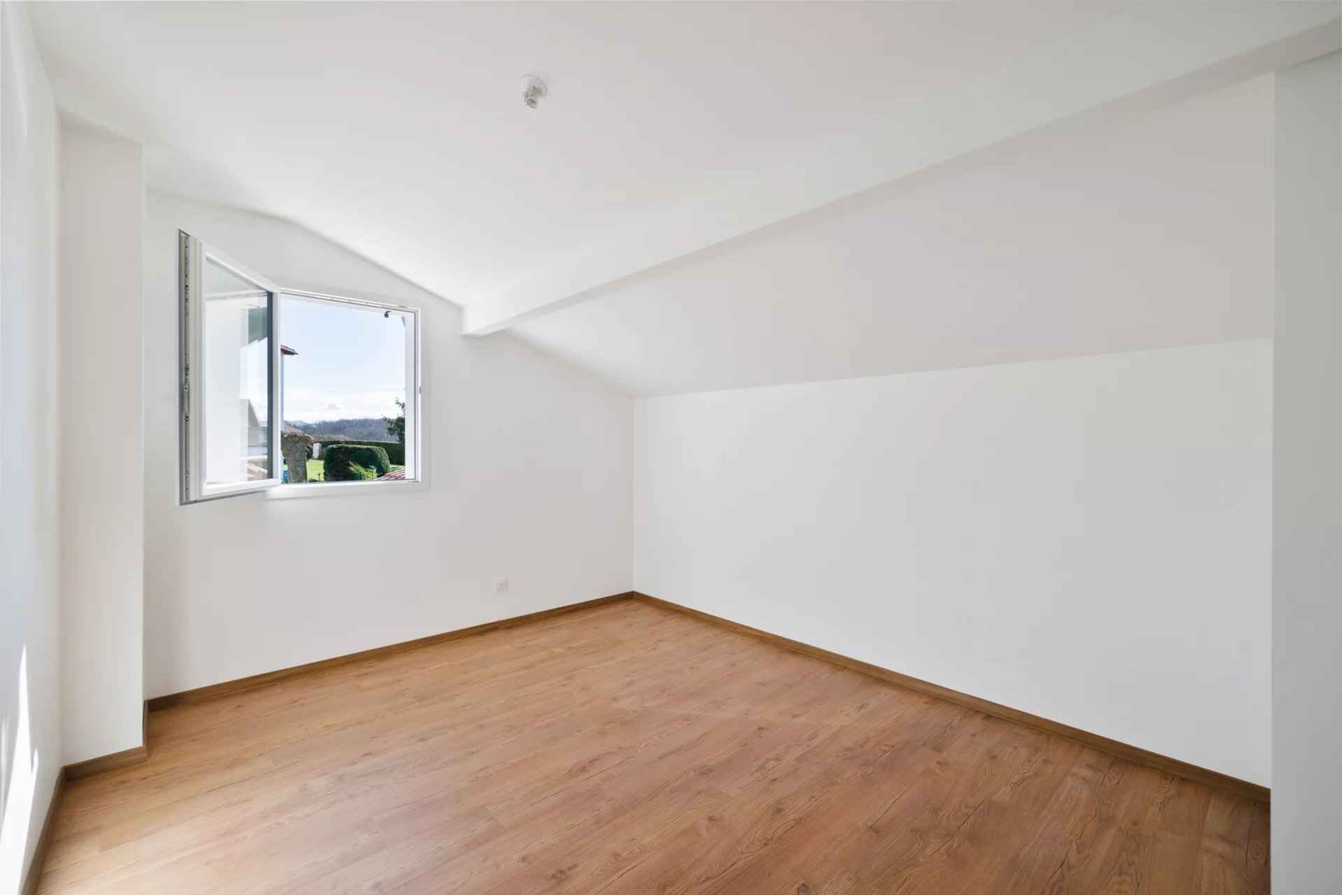 B99d7430527b4a605f6b55a21b418d37 9be2c1cda9 1920 original - Attribut alt par défaut.