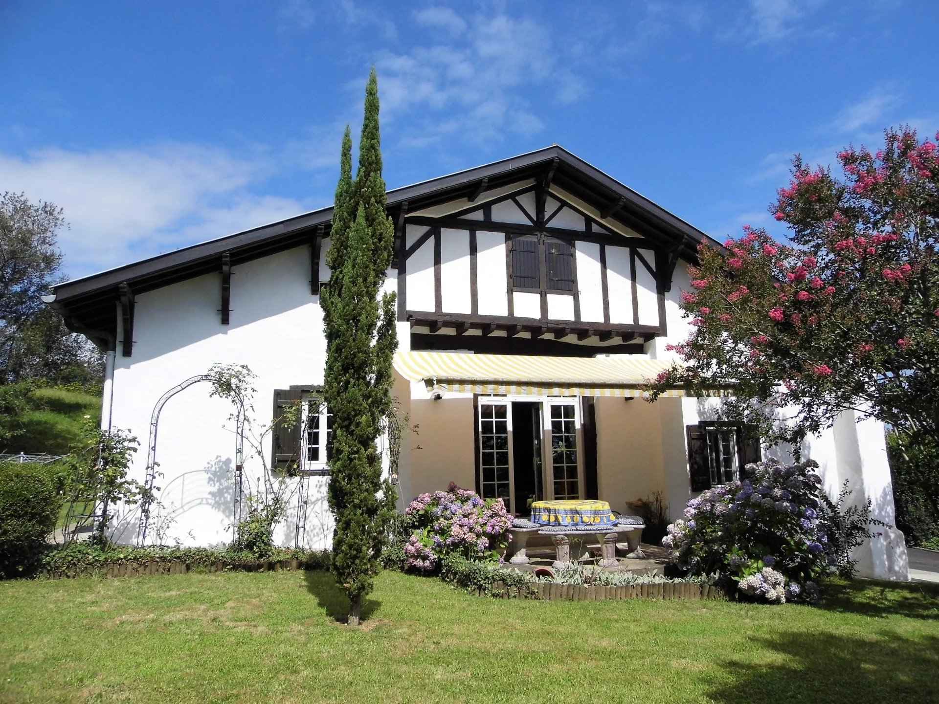 0fba0e49de3e384535eaefa9d3e25bee 527c169607 1920 original - Translation missing: en.helpers.application.image_tag.default_alt