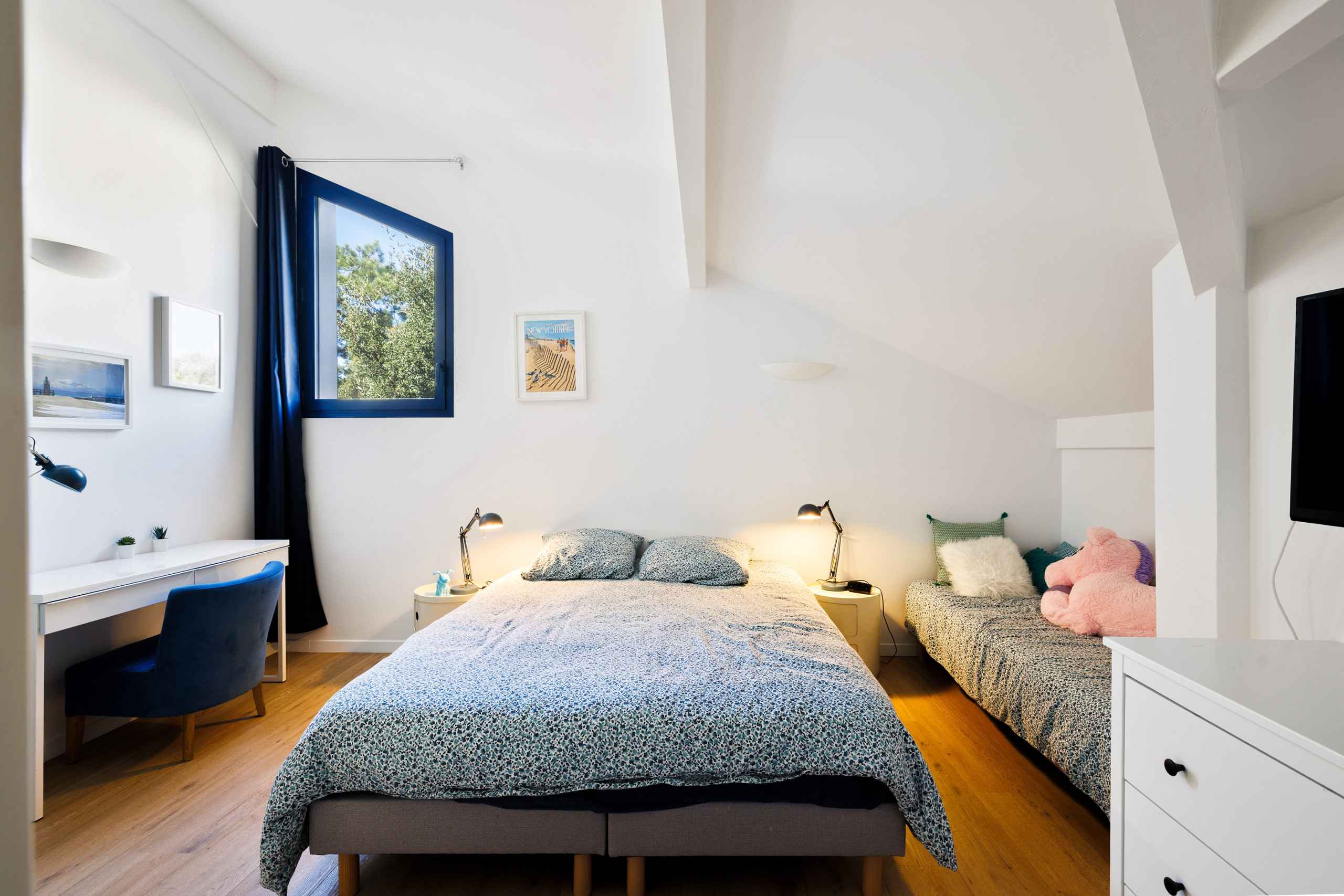 1765465603f2bc6b5431c24e723f4b8ae38c312d7b - Attribut alt par défaut.