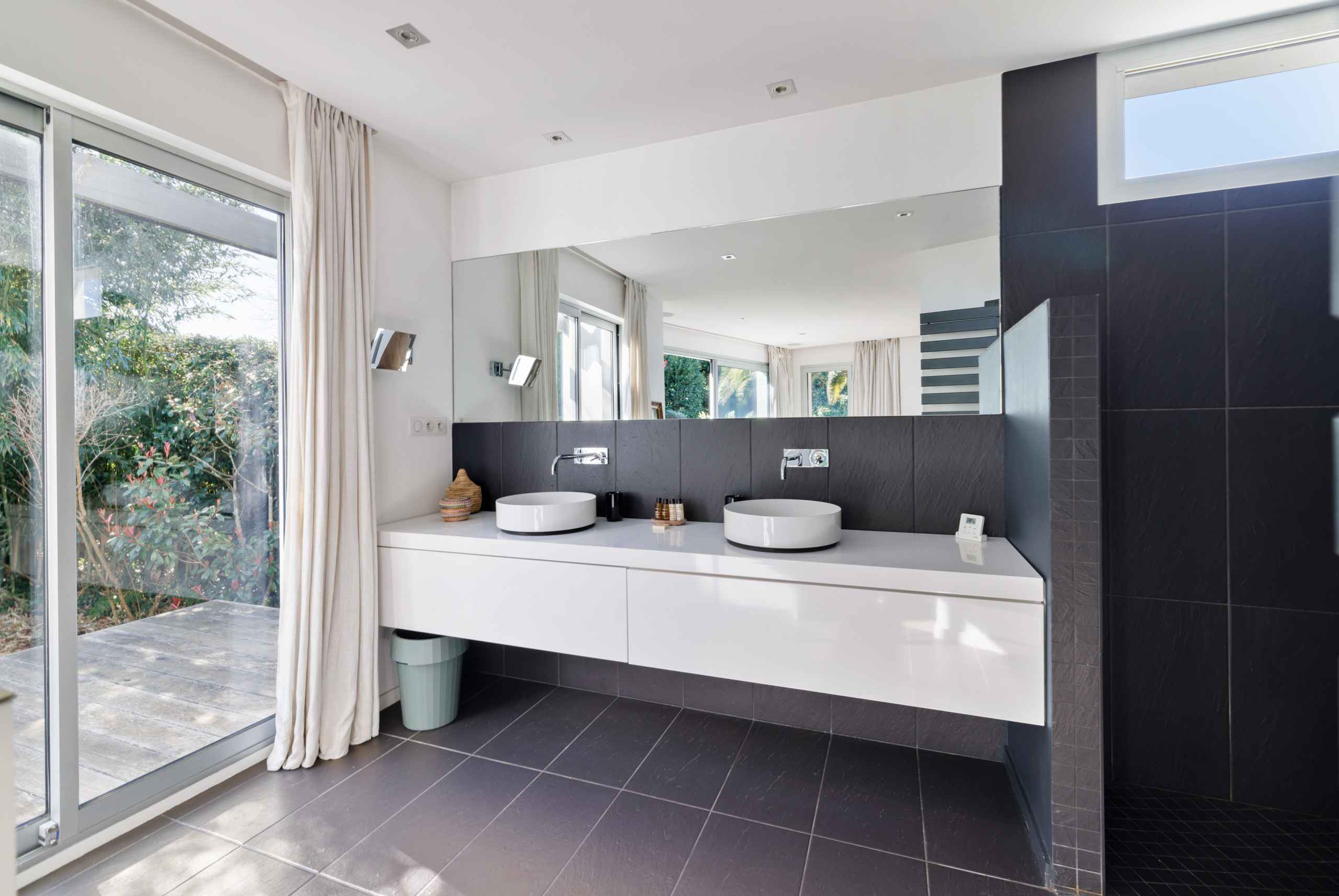 17101493413d2e69c3014552943ca2794669cf1153 - Translation missing: en.helpers.application.image_tag.default_alt