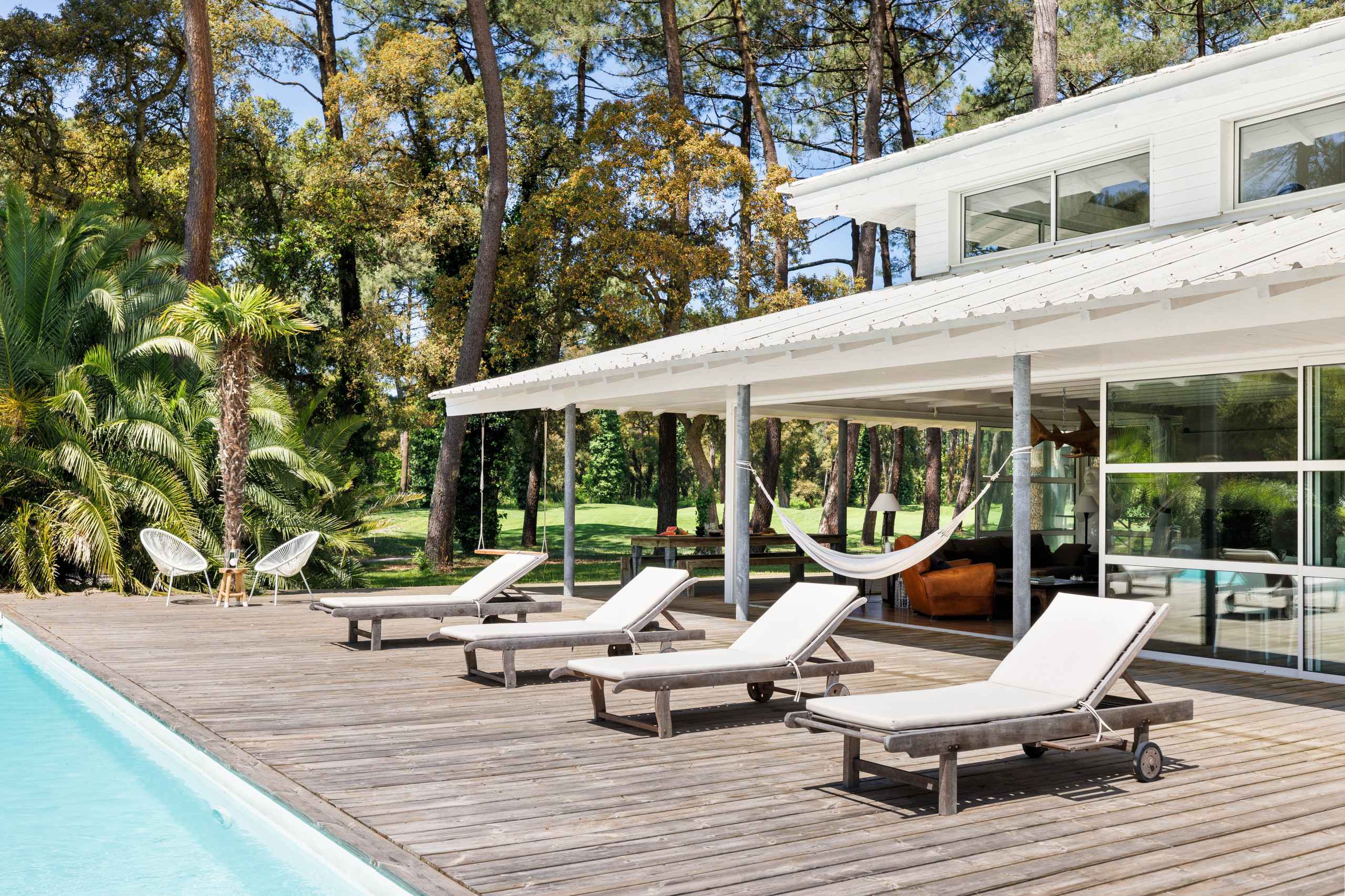 1746802351c3c0e2fa34b056d5280f71e9bc26d14d - Attribut alt par défaut.