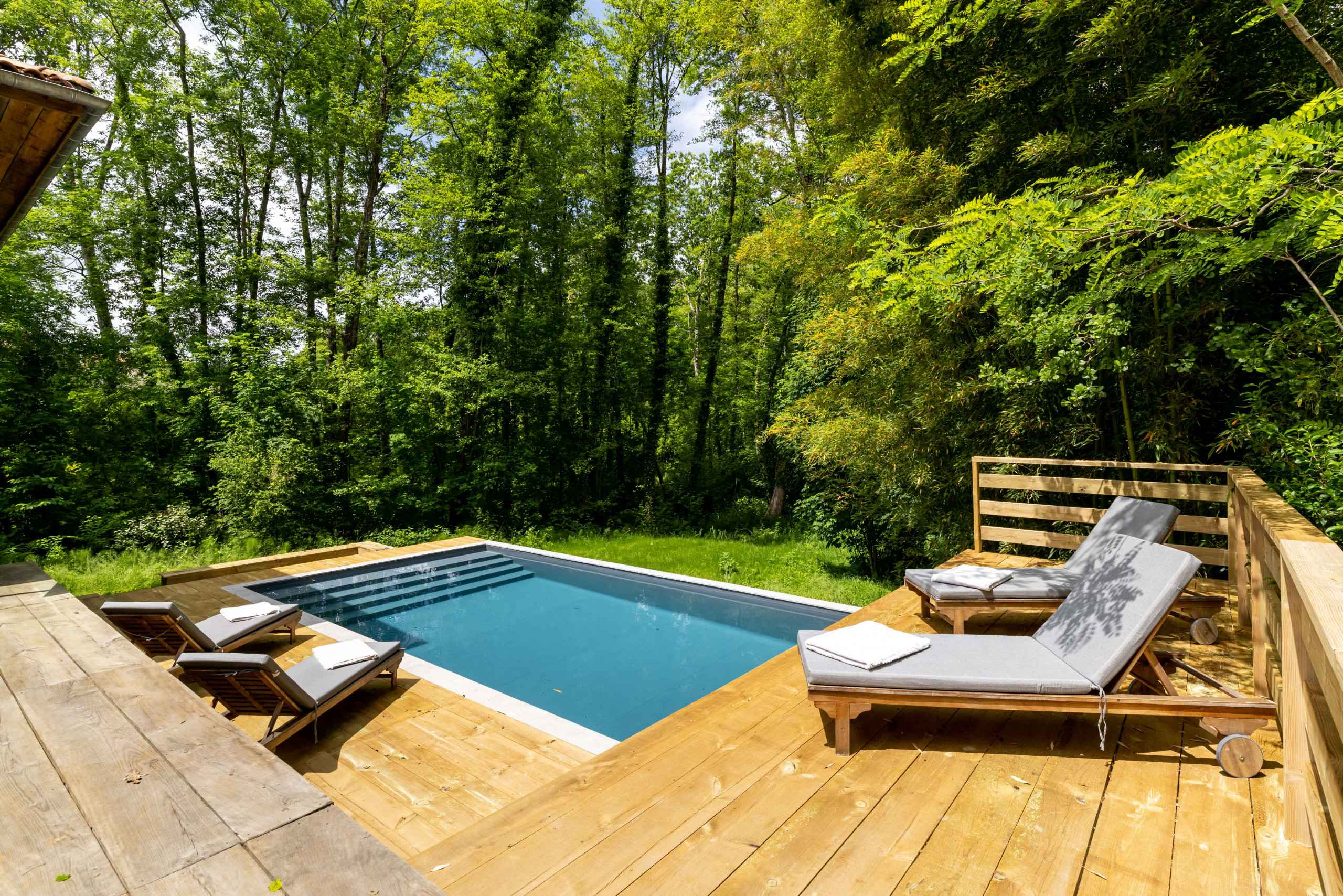 16534774369becc4b1762aa7389ab345fe92683132 - Translation missing: en.helpers.application.image_tag.default_alt