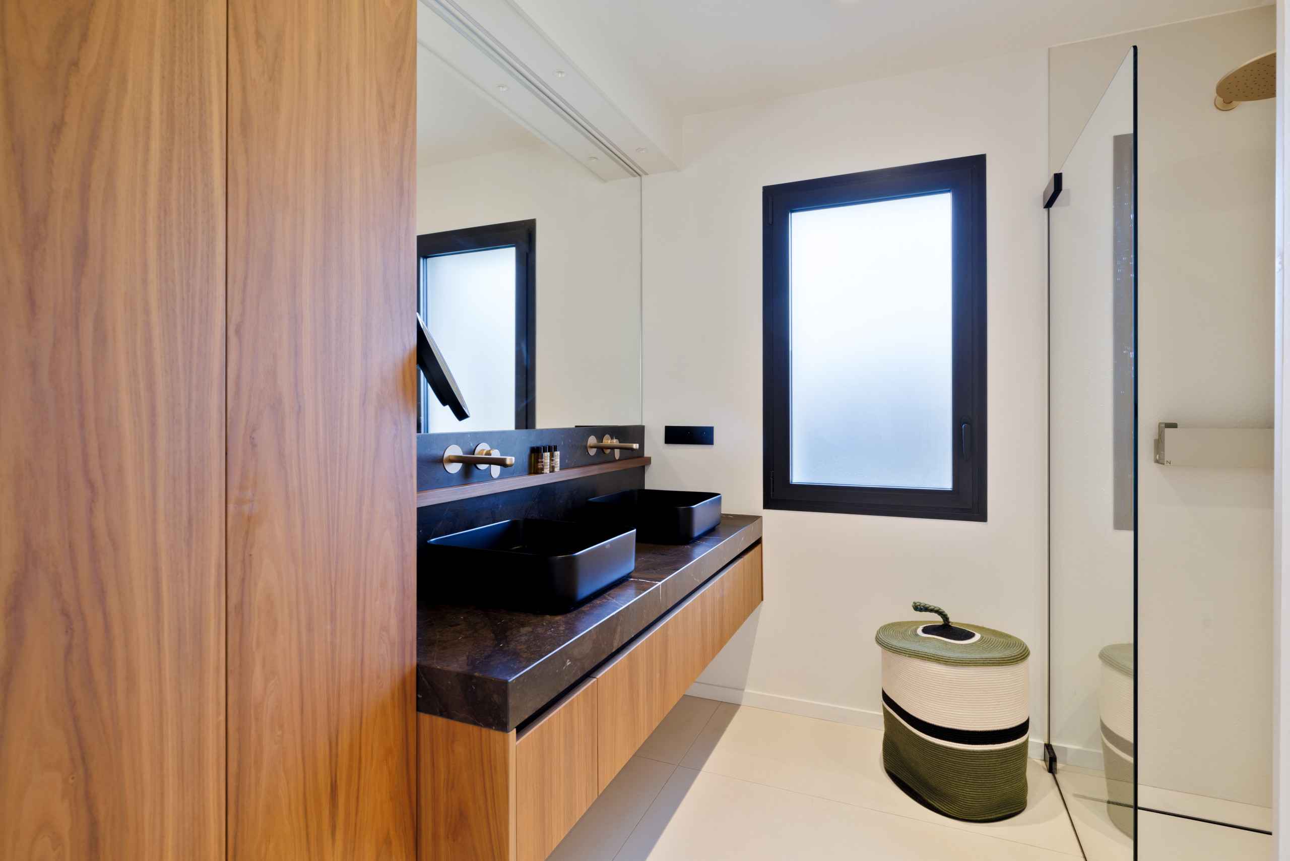 17001510770e666d1e2f17315be7d0f86e794db4e6 - Translation missing: en.helpers.application.image_tag.default_alt