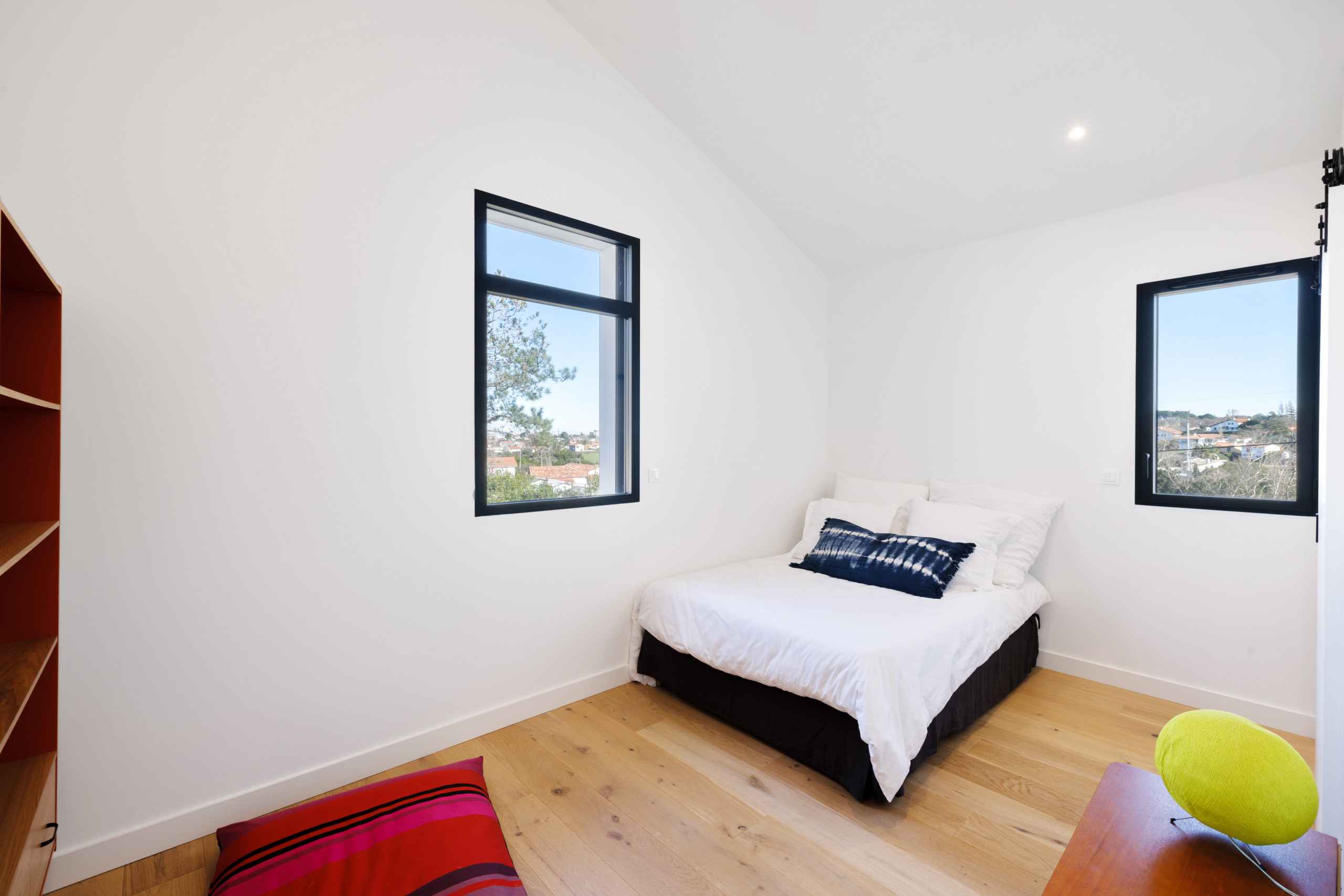 17067780939e64b7c54db018cada714f244b4e504f - Attribut alt par défaut.