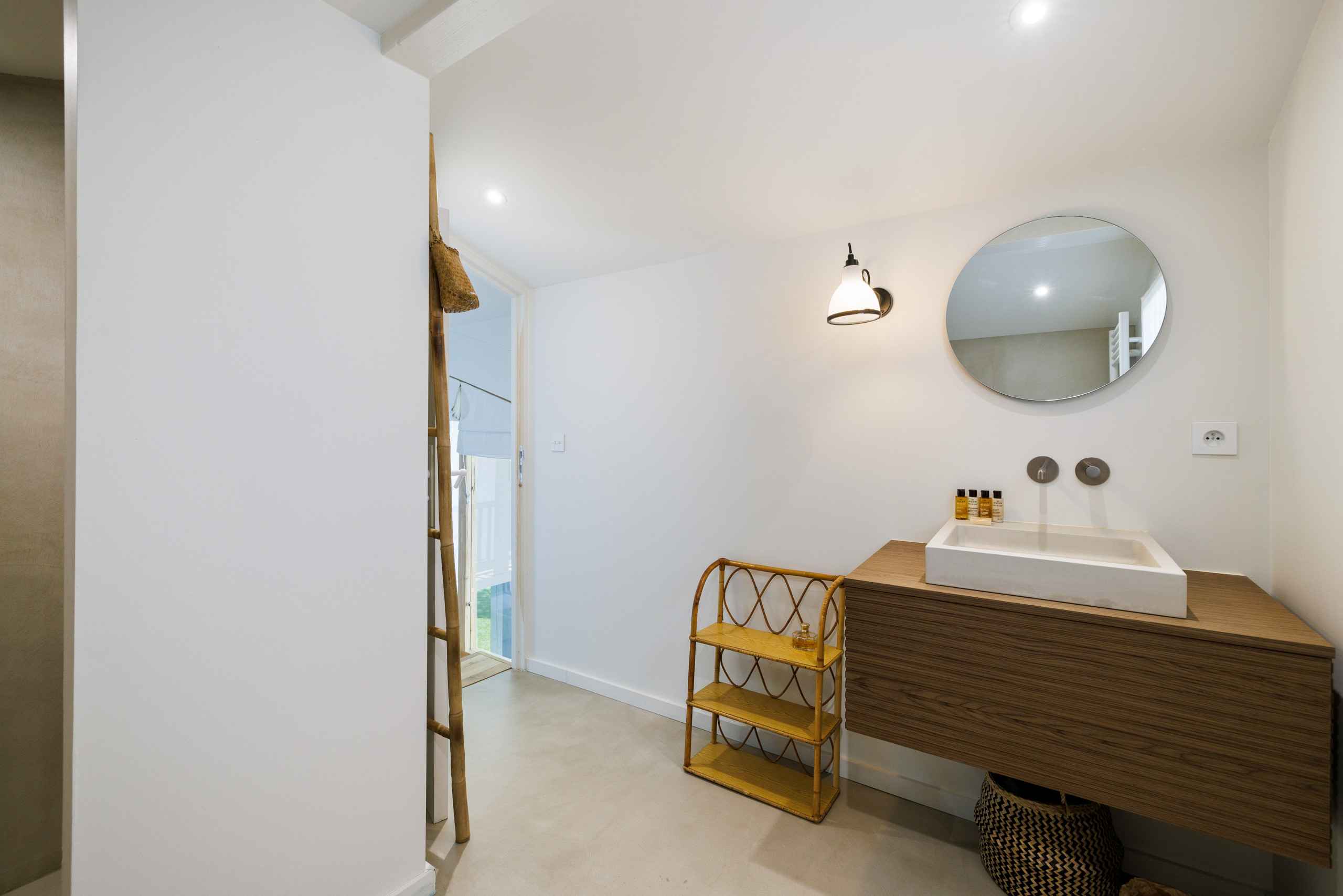 1749052488f40fe47c0a8eb7bef059c0542dd8eeb8 - Attribut alt par défaut.