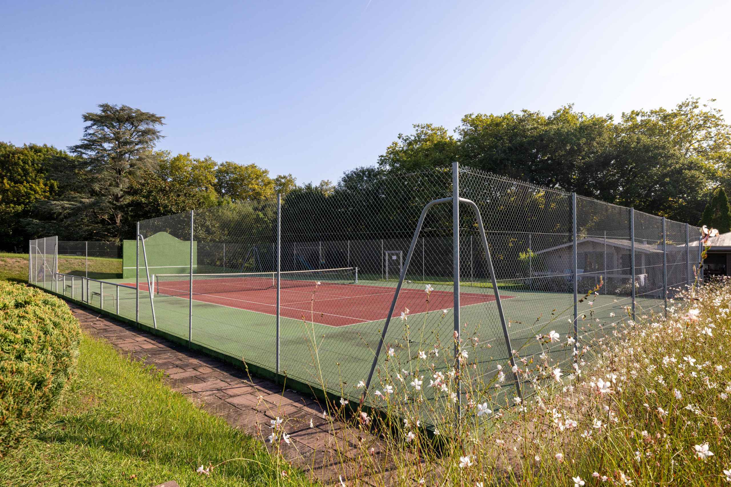 17586375749d52c40e627e6a1e496bee5146a469f3 - Attribut alt par défaut.