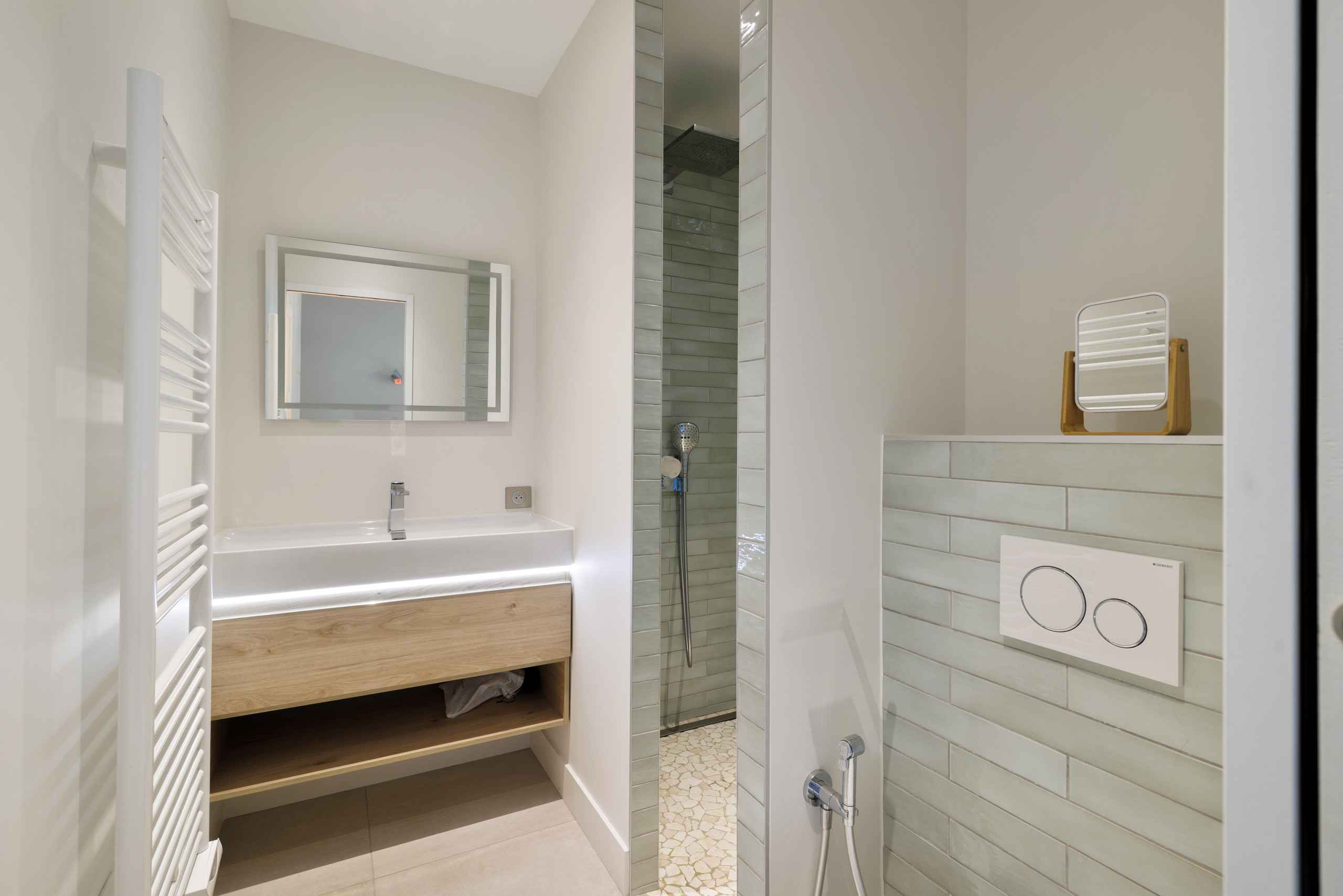 175388588598a677cd95bb8c0c755bc5923e643bd7 - Attribut alt par défaut.