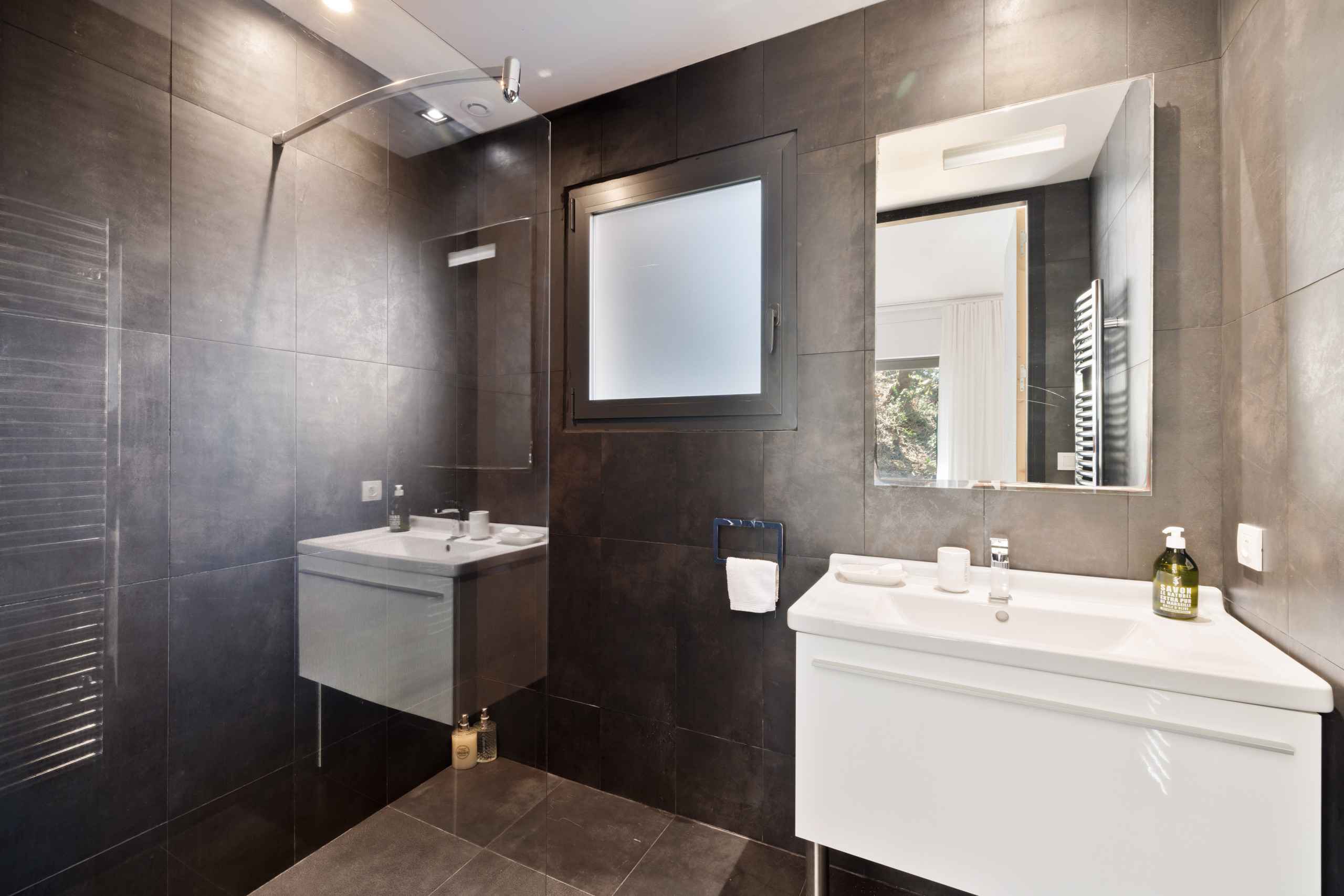 1710935100d728d0739555a72c16c220cd5165288a - Attribut alt par défaut.