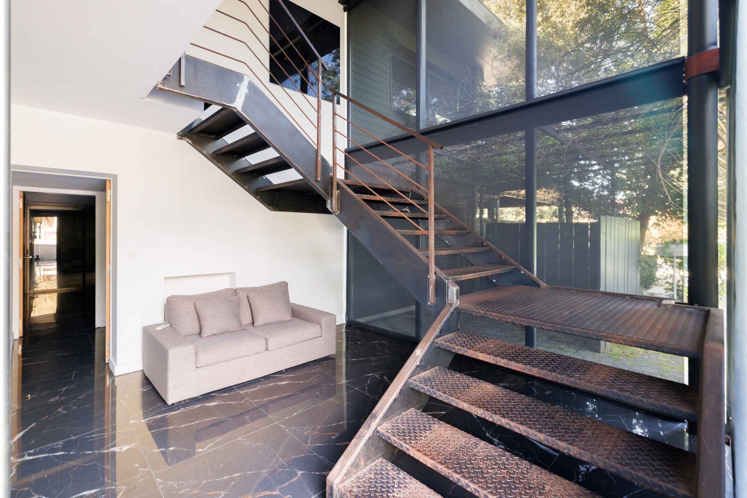 171093518438fca2364d42be8df761e18d67fc2518 - Attribut alt par défaut.