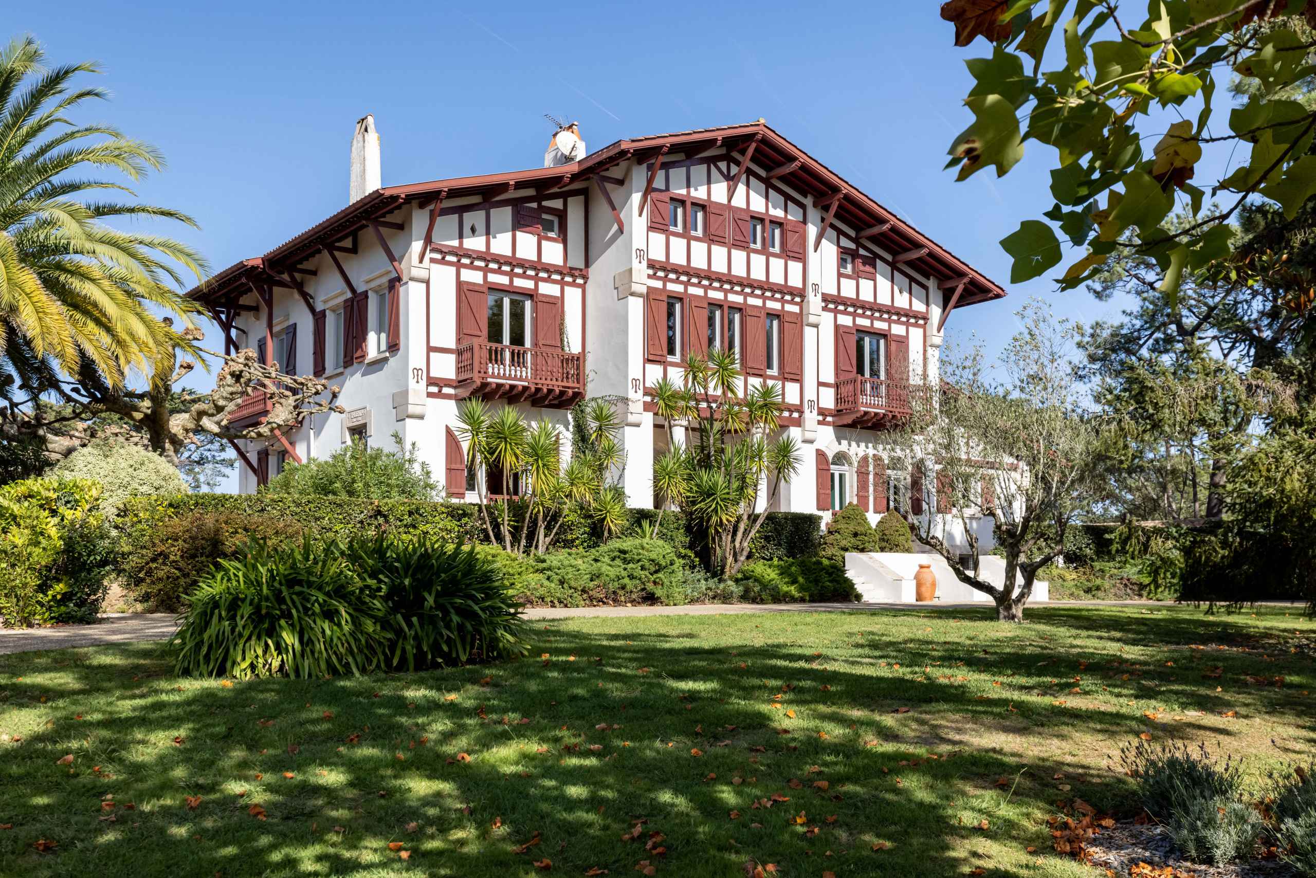 166661851024e76f89a4aa59661d82cc395092101f - Attribut alt par défaut.