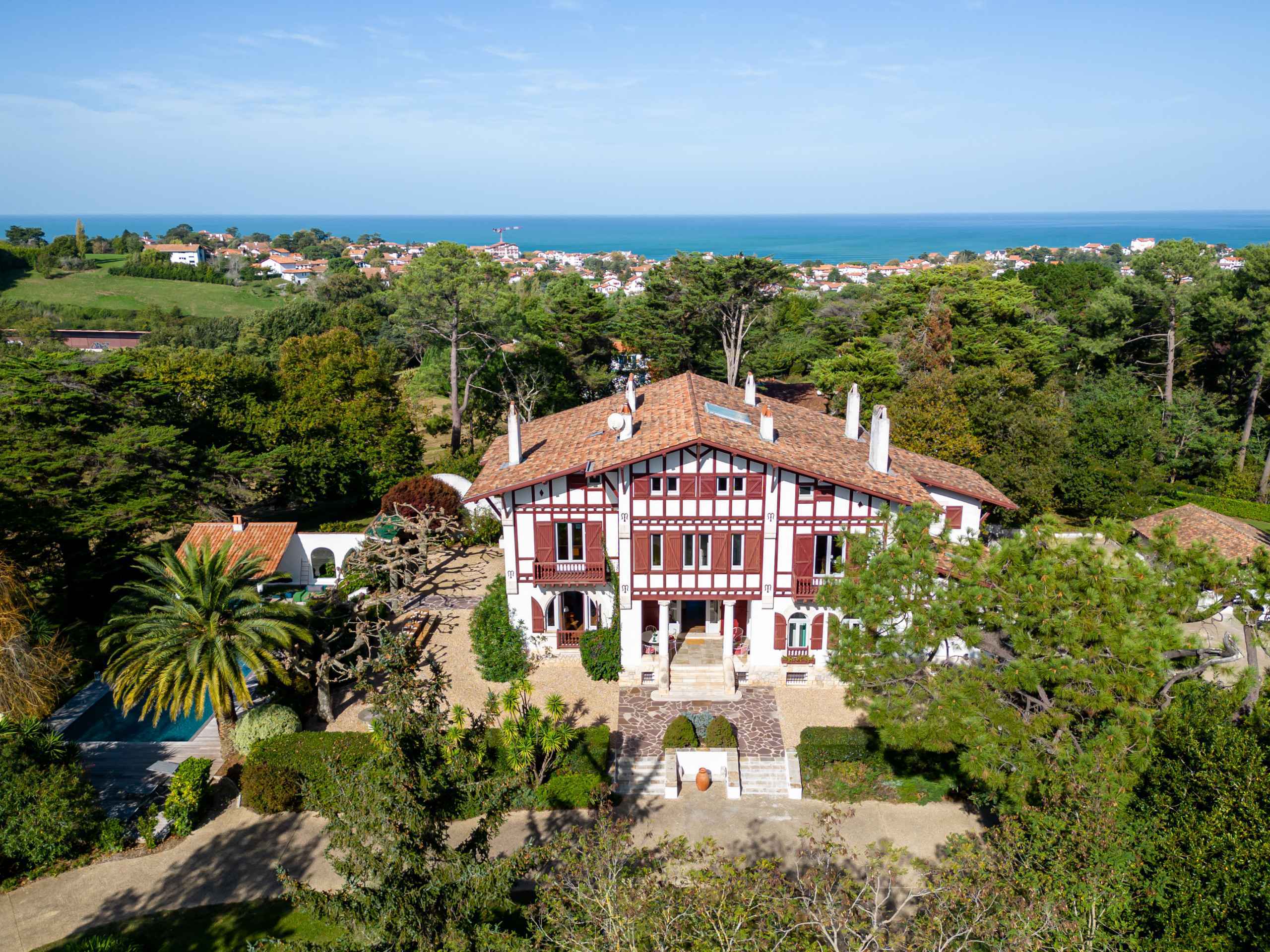 16666185876116c97d063f2e711e1d45cddd7056c0 - Attribut alt par défaut.