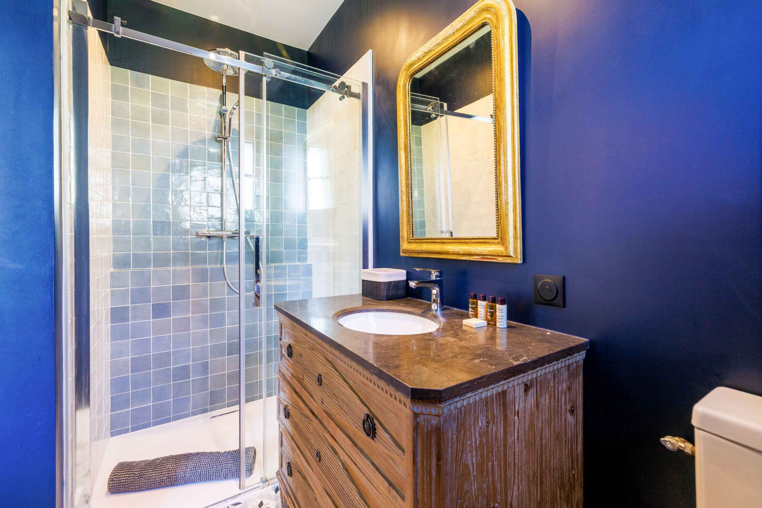 1745415484e3bbeb40d9233b385720035dbd10c16f - Attribut alt par défaut.