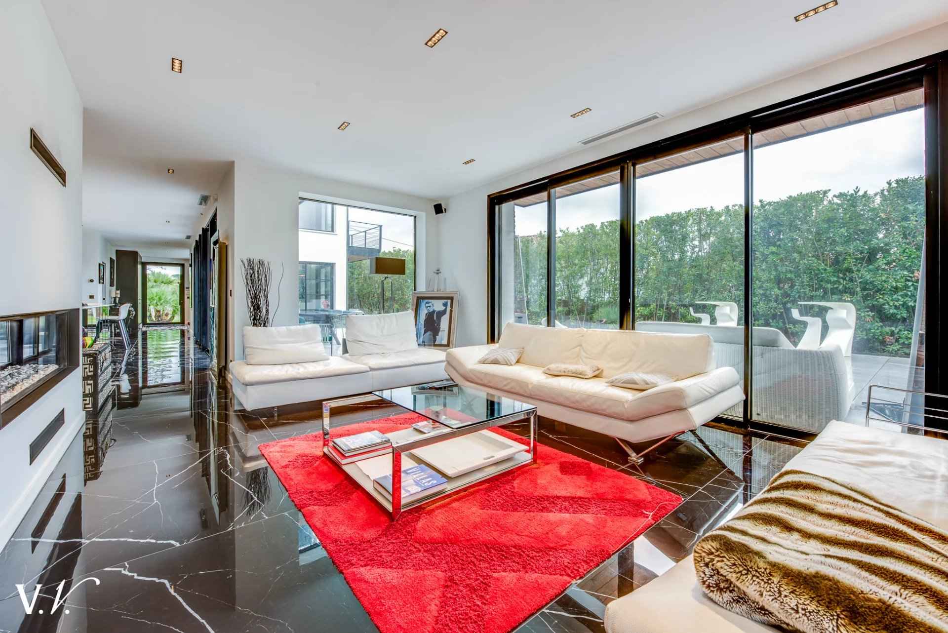 037ee589e8c26e99b044f4be8d98638e 06759649f0 1920 original - Attribut alt par défaut.