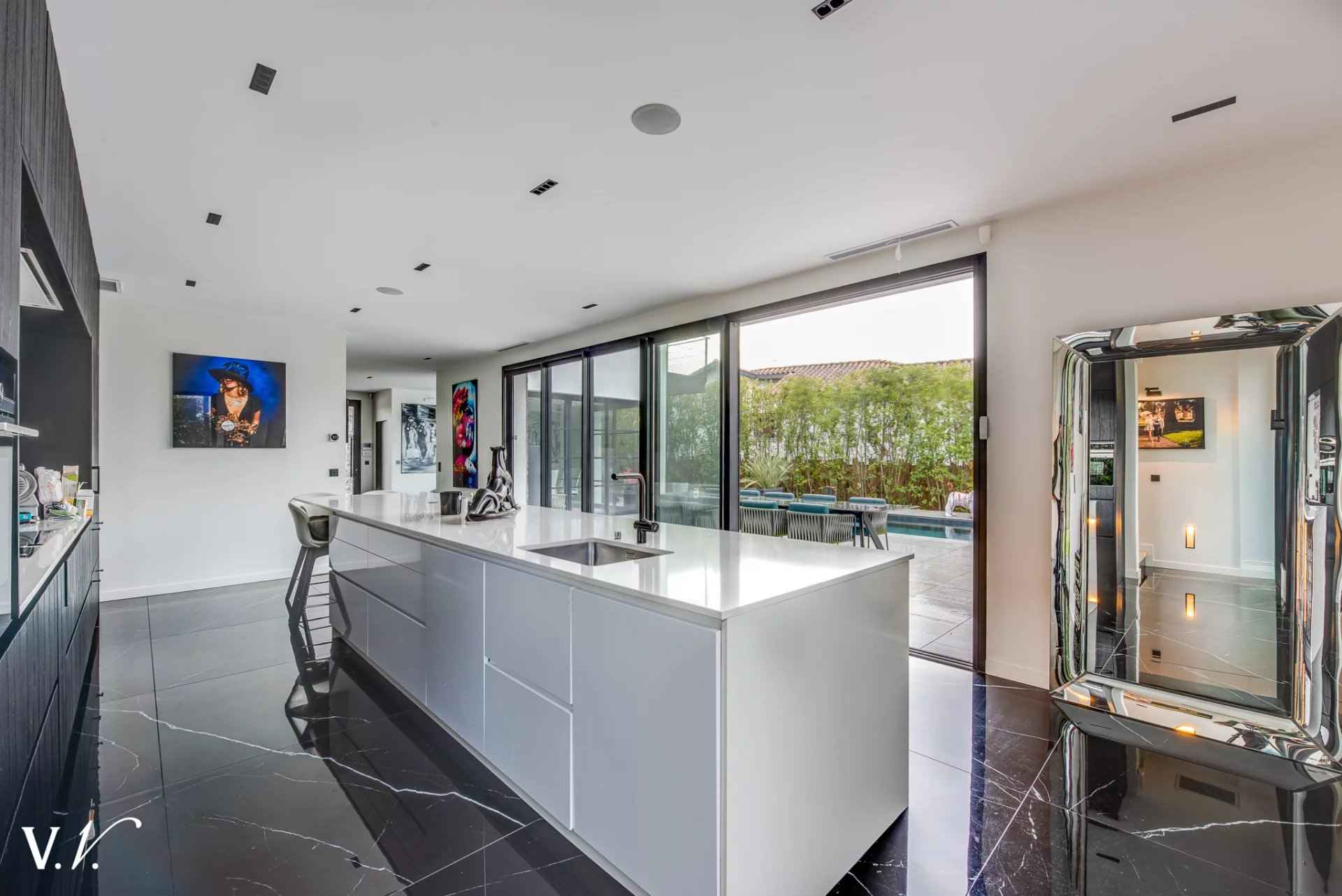 9c9577346244f2397b0fcafbae3d5913 7cfbbfbd4e 1920 original - Attribut alt par défaut.